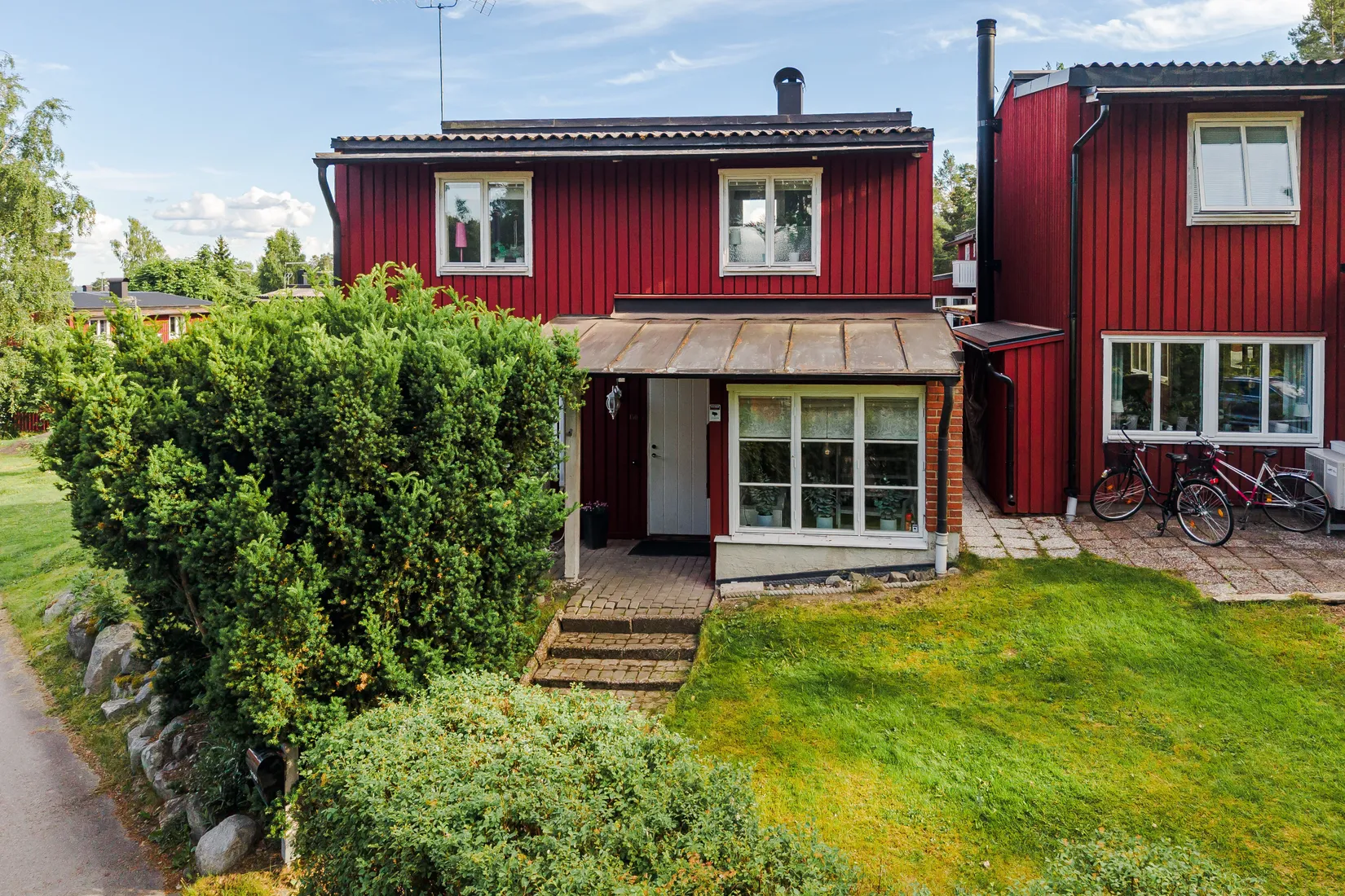 Radhus, Brunnsvägen 150A, Strängnäs
