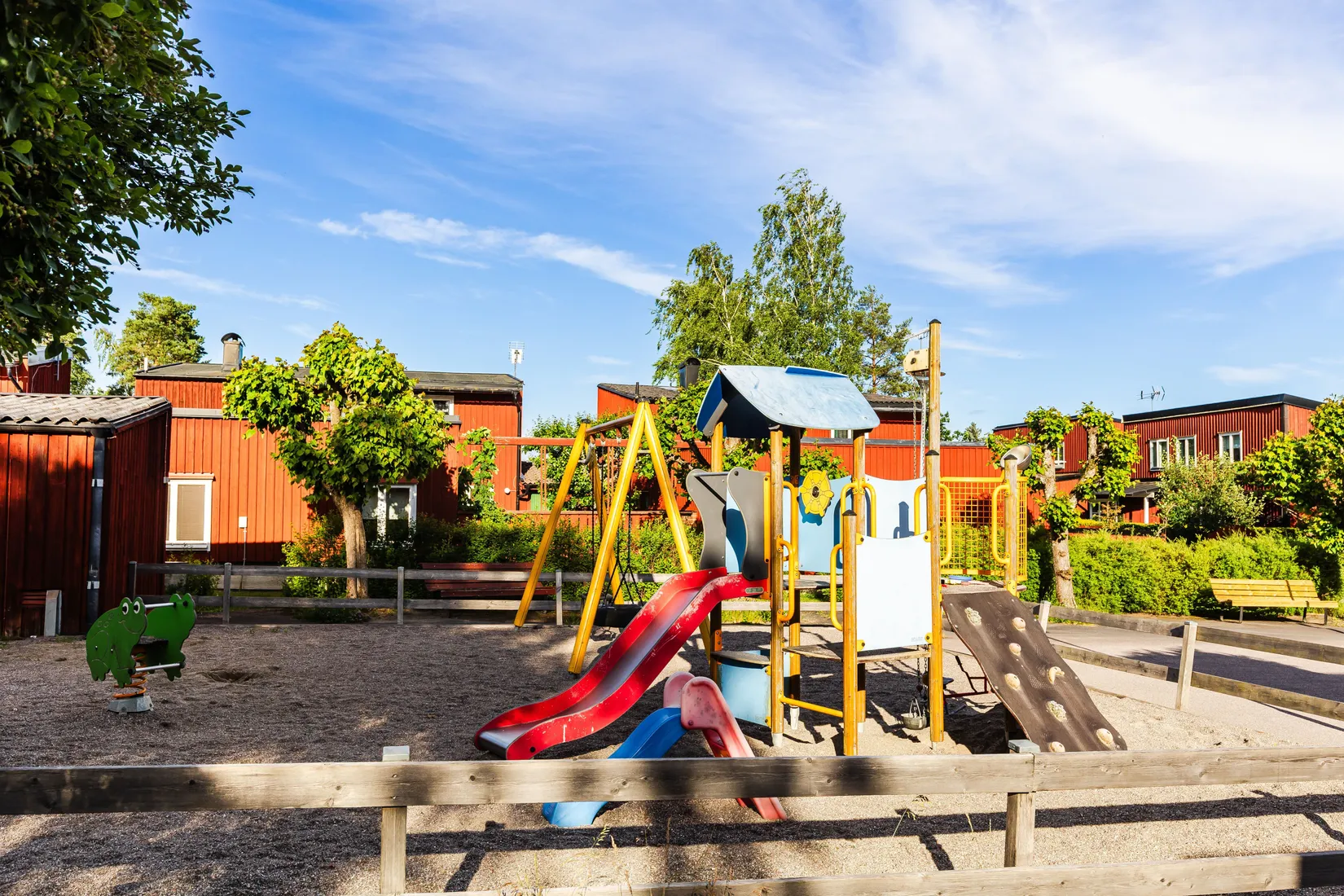 Radhus, Brunnsvägen 150A, Strängnäs