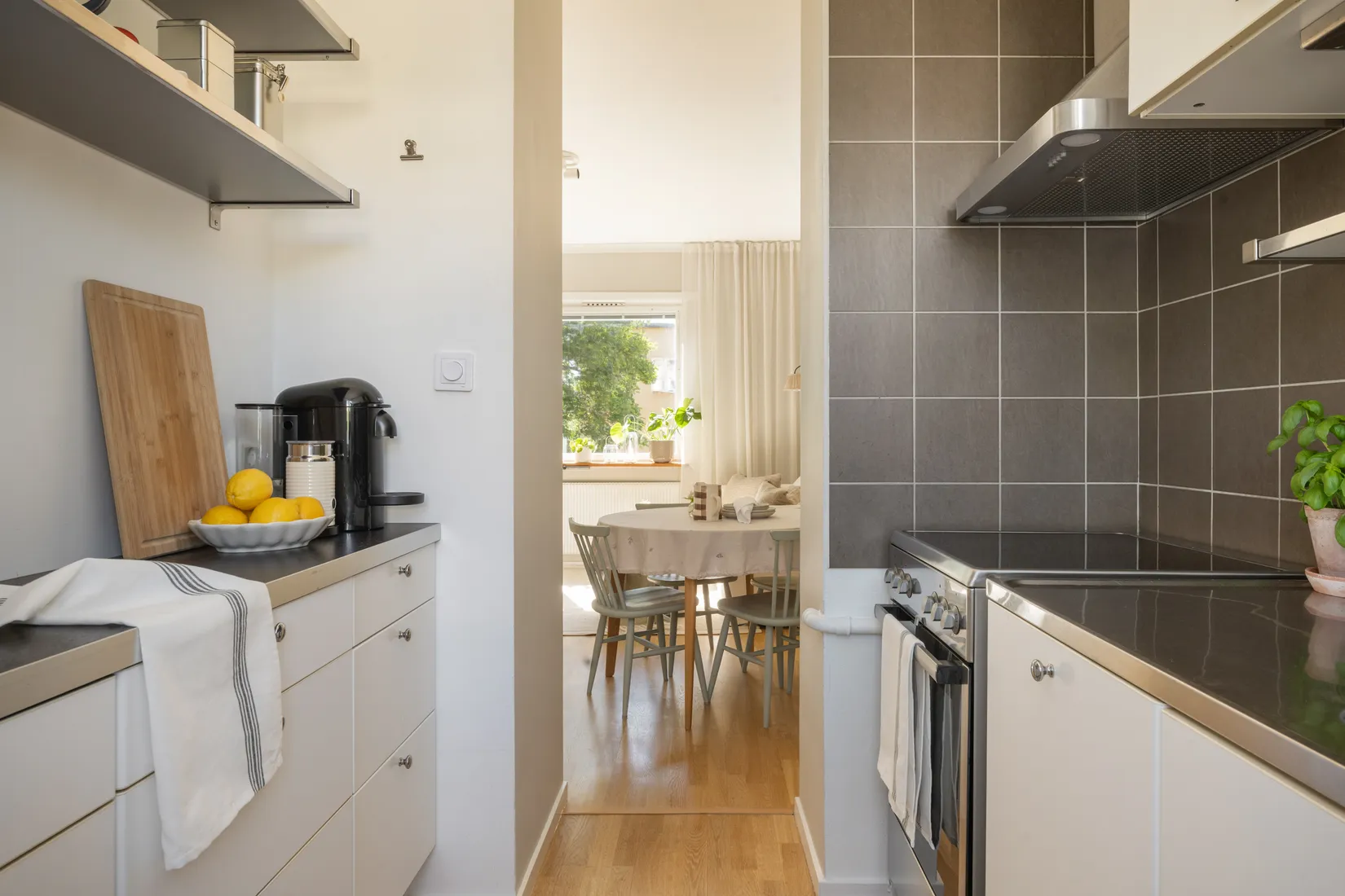 Bostadsrätt, Kransbindarvägen 33, Midsommarkransen/Telefonplan, Stockholm