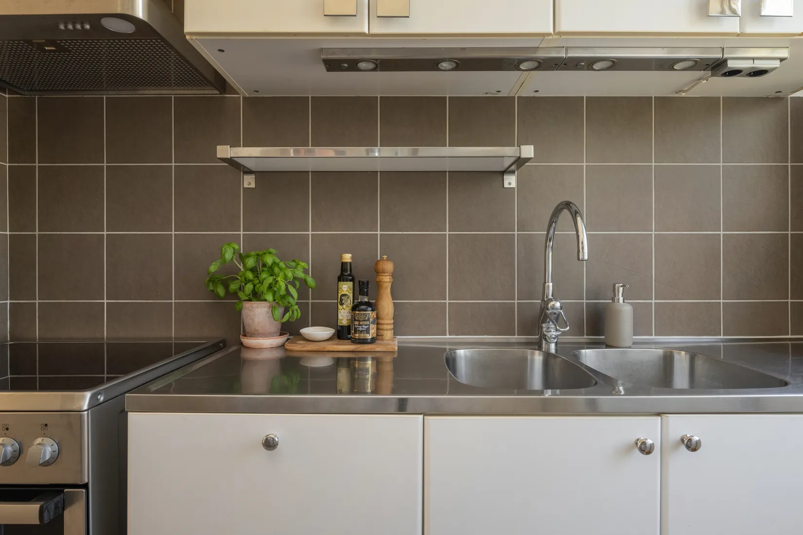 Bostadsrätt, Kransbindarvägen 33, Midsommarkransen/Telefonplan, Stockholm
