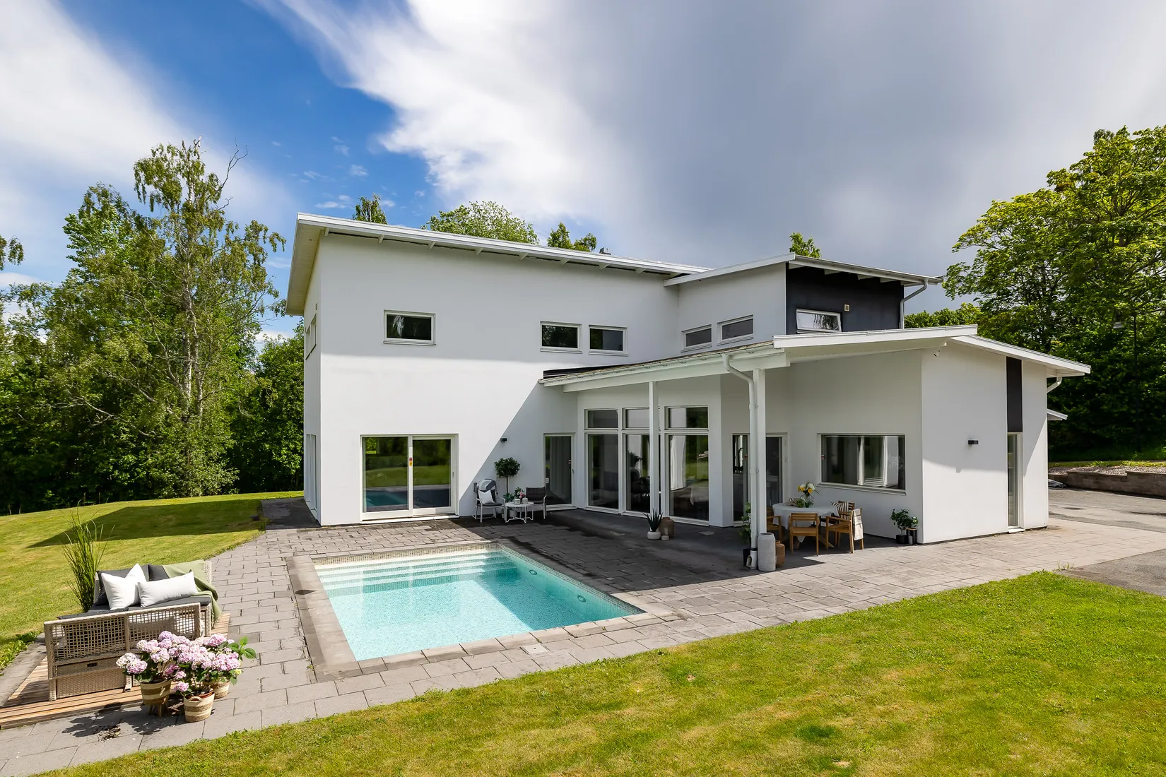 Villa, Forellvägen 13, Ekeby-Almby, Örebro