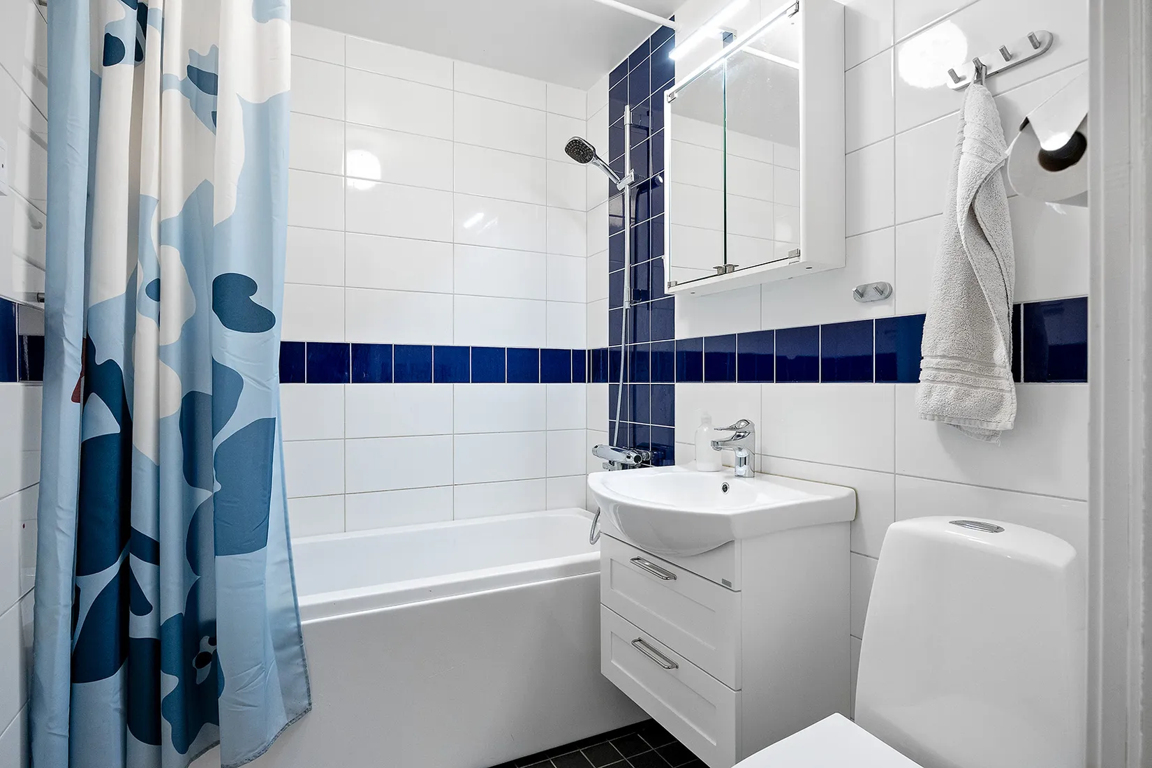 Bostadsrätt, EKEBYVÄGEN 30, Ekeby, Vallentuna
