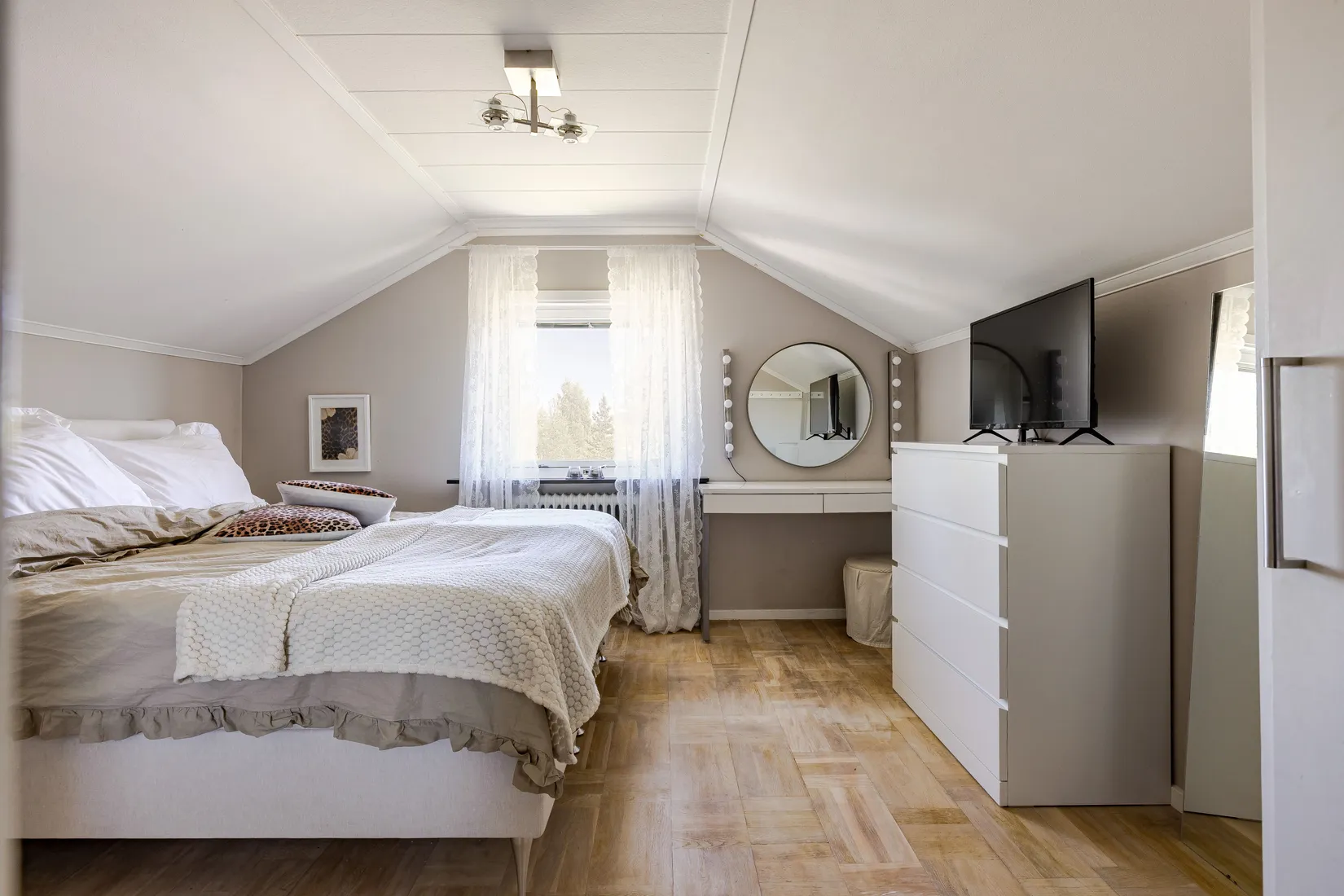 Villa, Täppvägen 11, Linghed, Falun