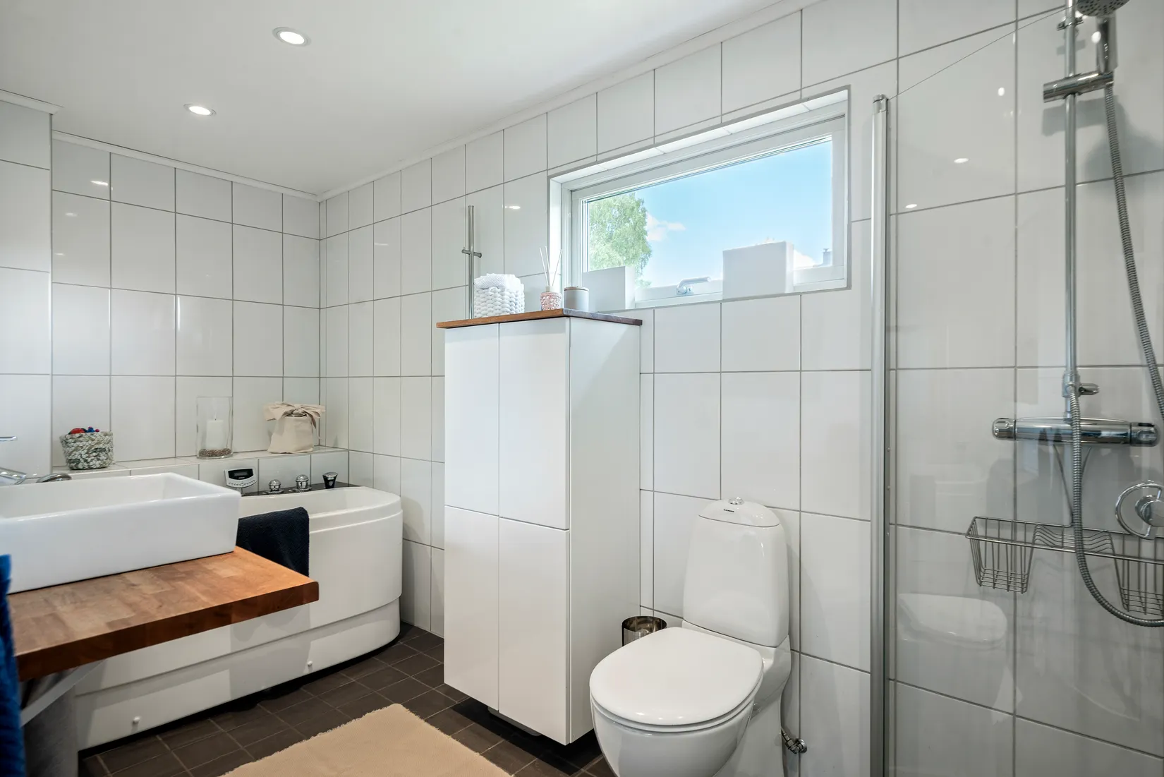Villa, Dalvägen 69, Ella Park, Täby