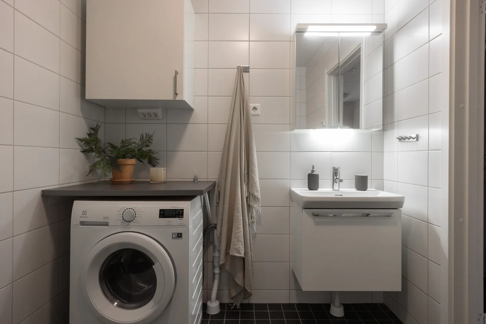 Bostadsrätt, Kvarnbygatan 37 Vån 4/4, Kvarnbyn, Mölndal