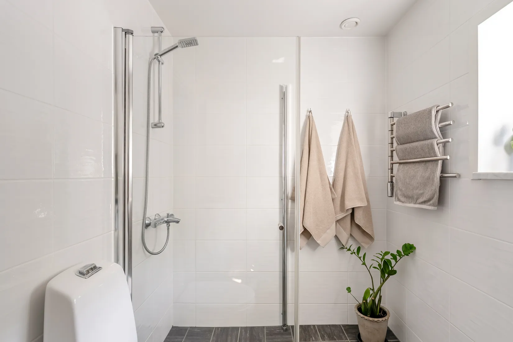 Bostadsrätt, Finnboda Kajväg 13B, Finnboda Hamn, Nacka
