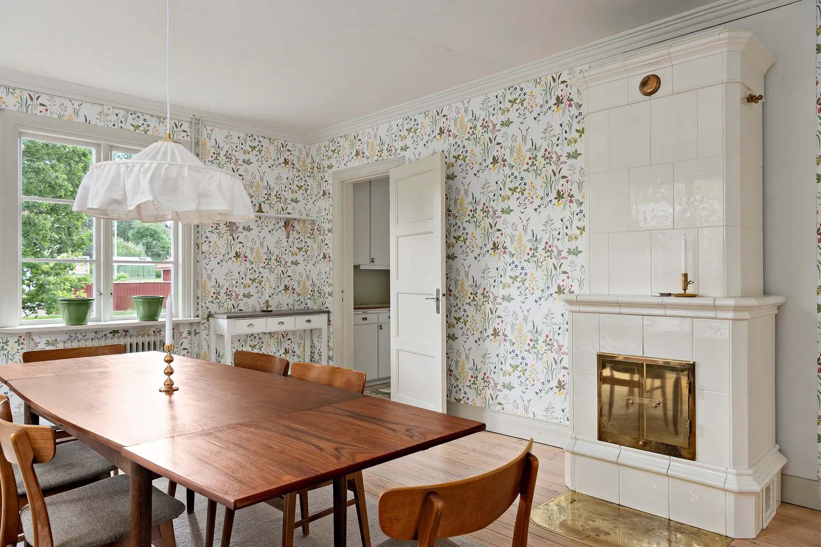 Villa, Barrvägen 1, Broddbo, Sala