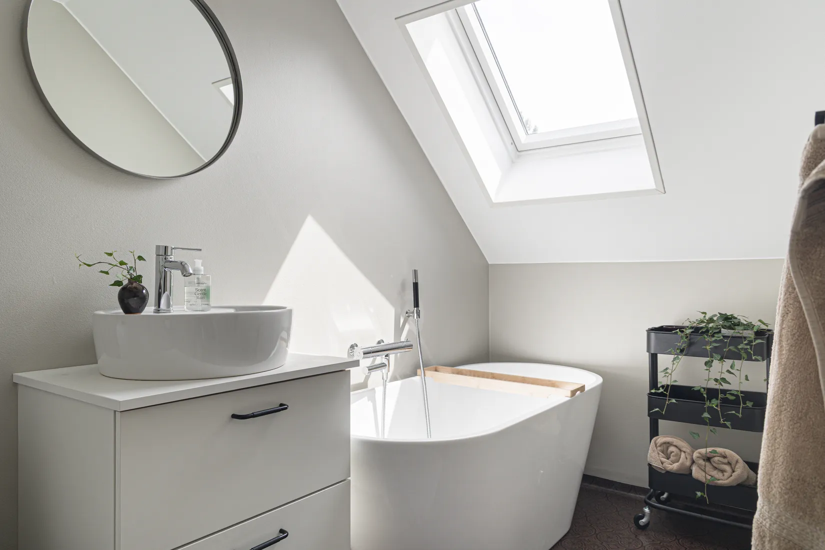 Villa, Radhus, Nyponvägen 33, Floda - Uddared, Lerum