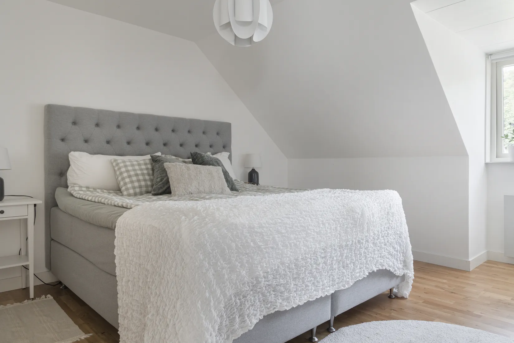 Villa, Radhus, Nyponvägen 33, Floda - Uddared, Lerum