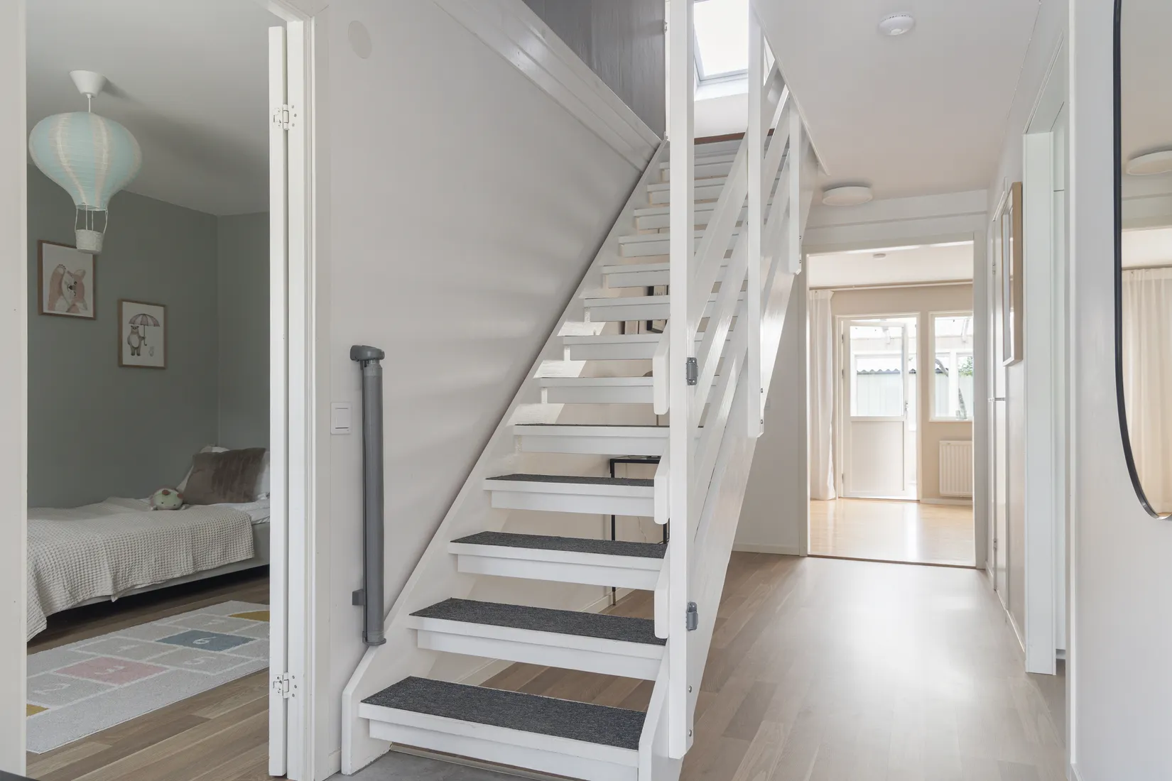 Villa, Radhus, Nyponvägen 33, Floda - Uddared, Lerum