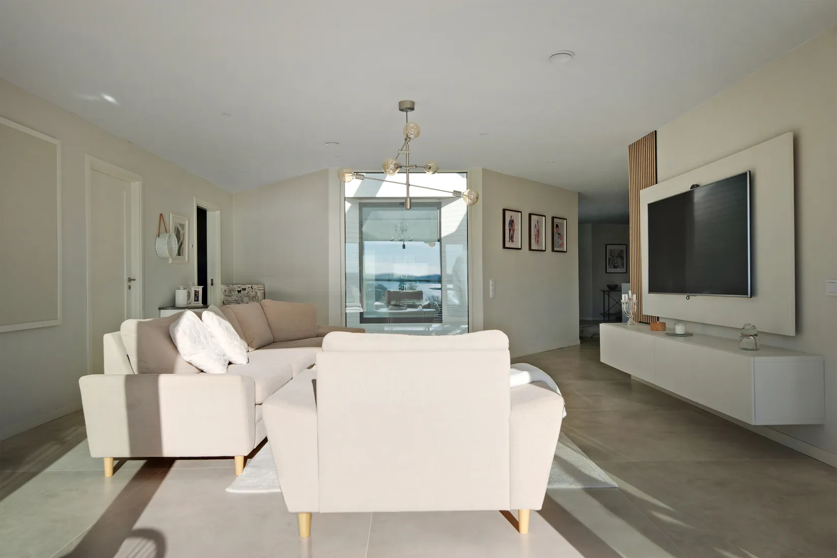 Villa, Vadkastliden 8, Utby, Uddevalla