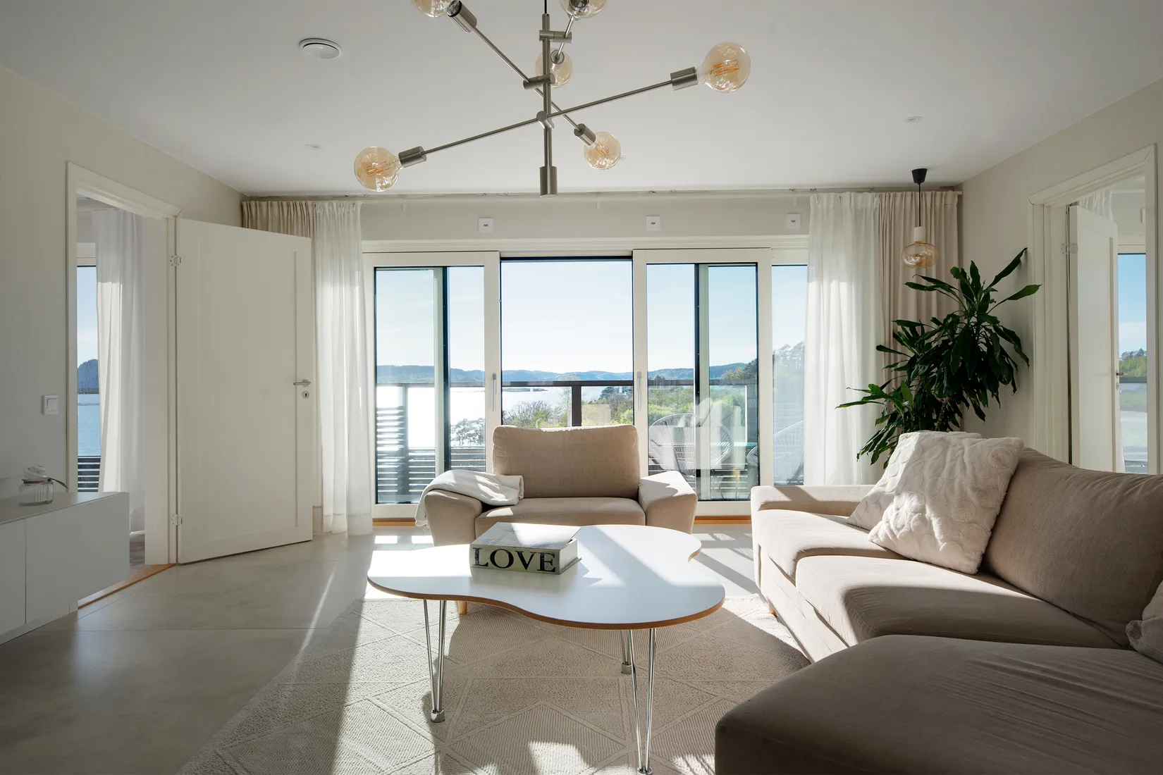 Villa, Vadkastliden 8, Utby, Uddevalla