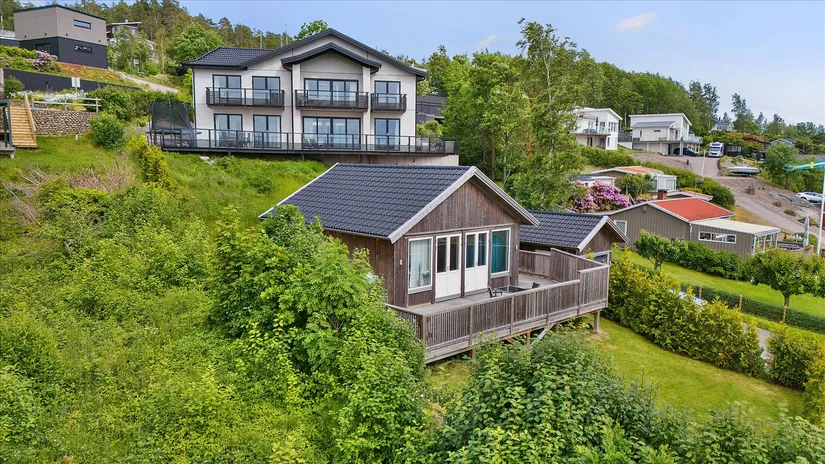 Villa, Vadkastliden 8, Utby, Uddevalla