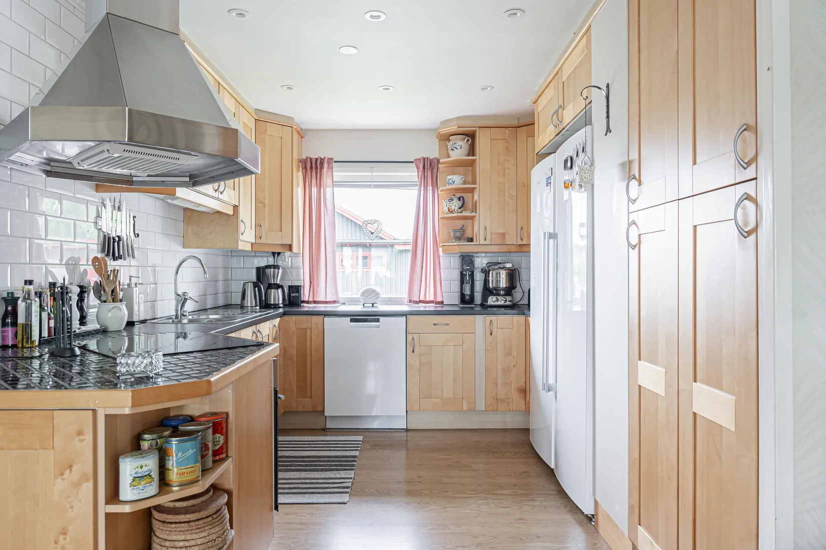 Villa, Tackjärnsgatan 98, Bäckby, Västerås