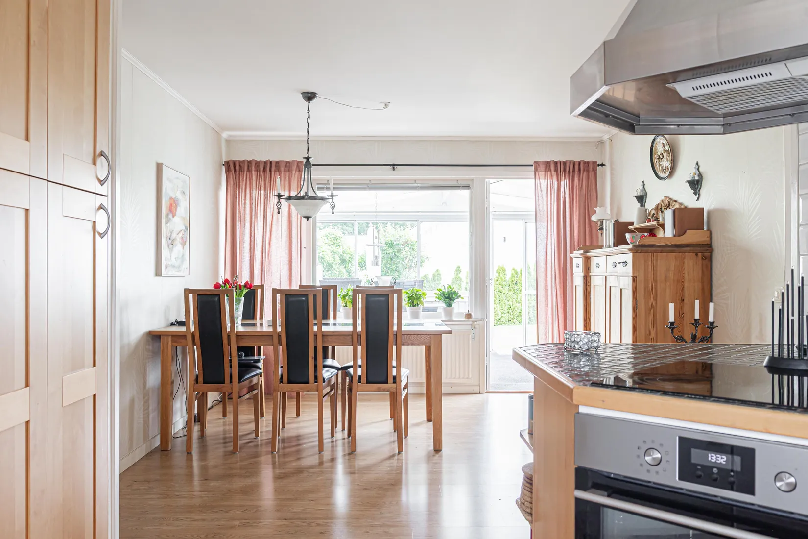 Villa, Tackjärnsgatan 98, Bäckby, Västerås
