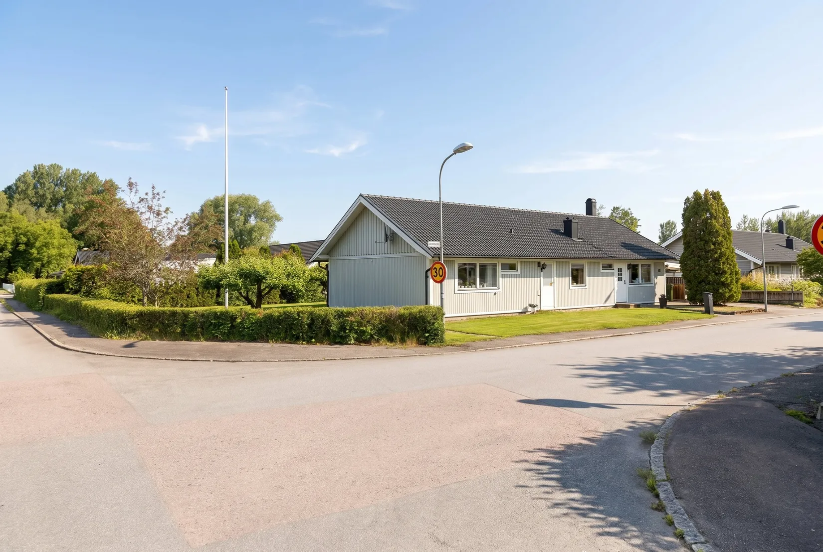 Villa, Tackjärnsgatan 98, Bäckby, Västerås