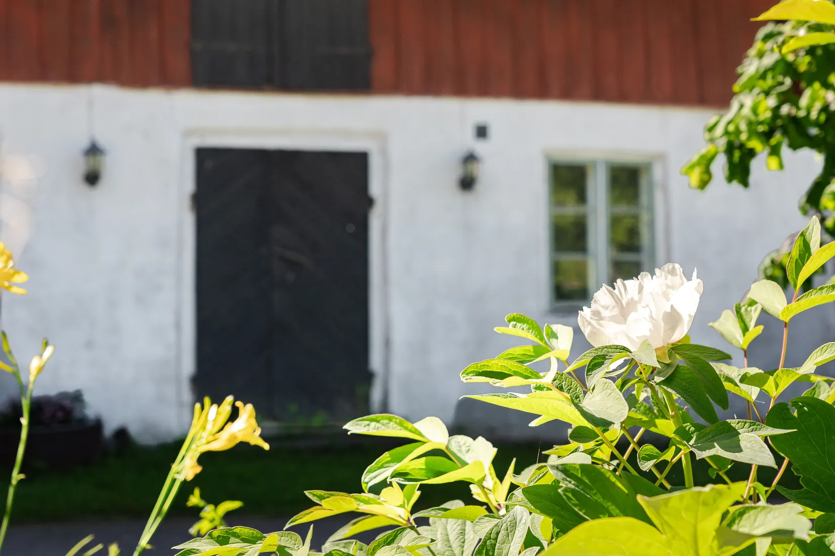 Gård/Skog, Snarvägen 9A & 9B, Västerfärnebo, Sala