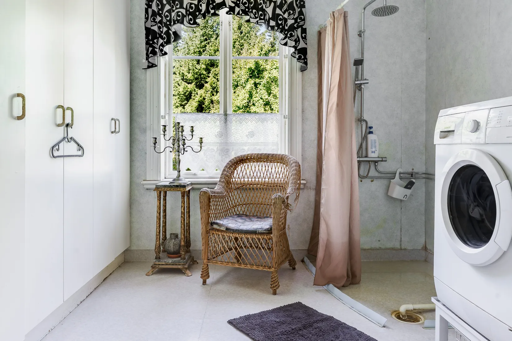 Gård/Skog, Snarvägen 9A & 9B, Västerfärnebo, Sala
