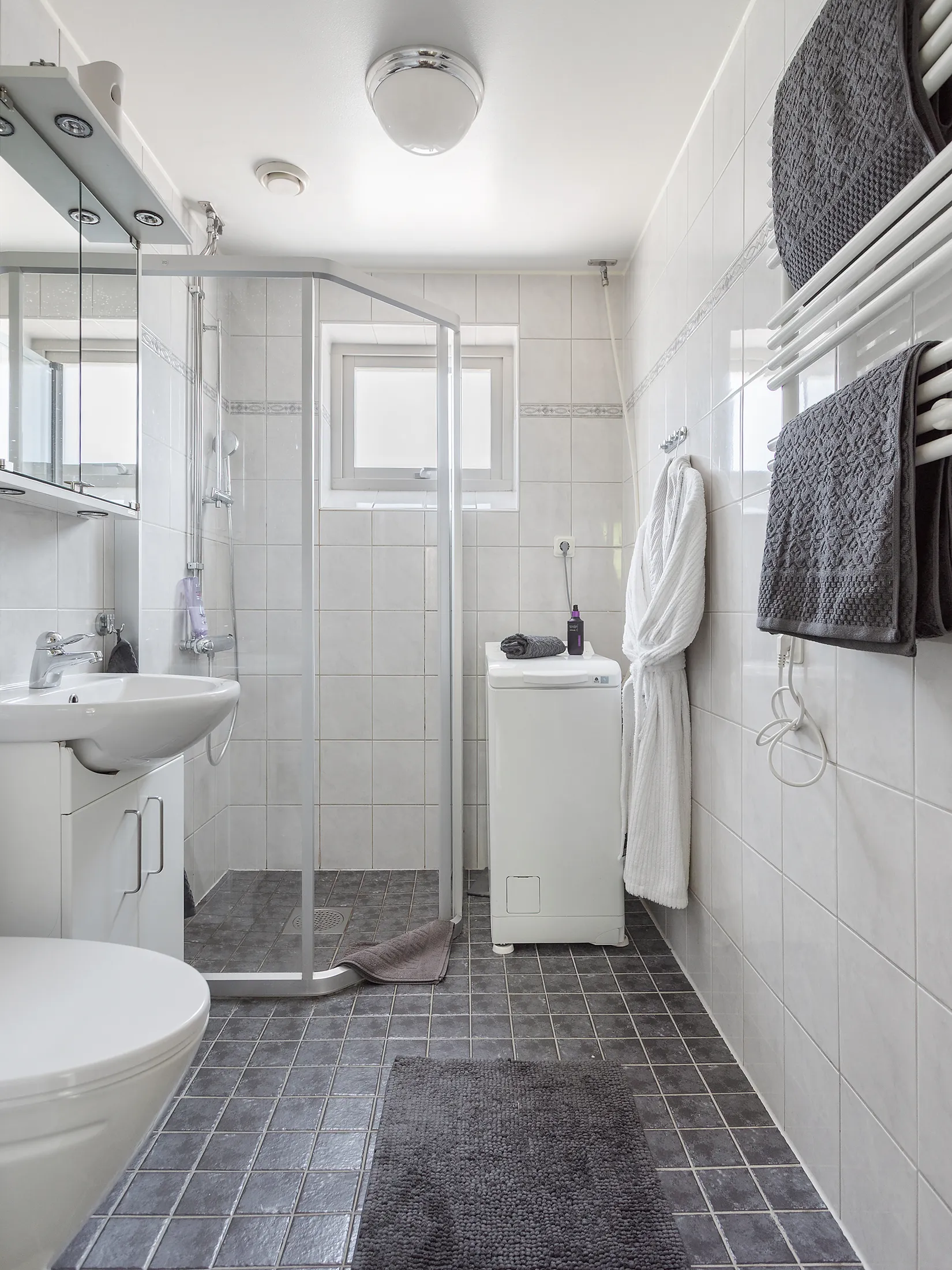 Bostadsrätt, Drottninggatan 44C, Centrum, Trollhättan
