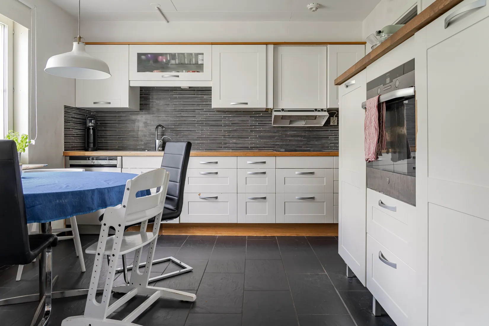 Bostadsrätt, Radhus, Natt och Dags allé 23, Haga, Enköping