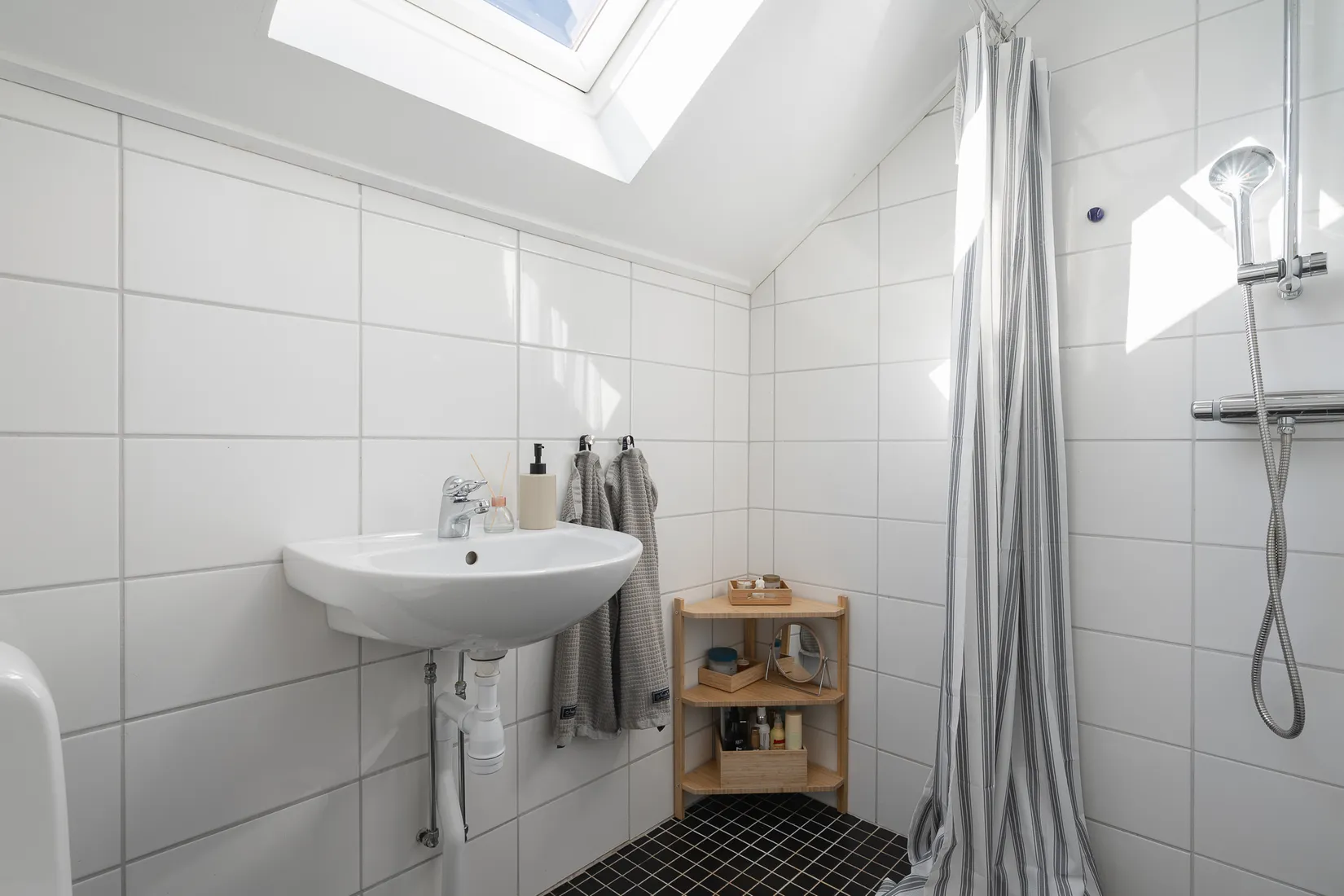 Villa, Radhus, Riddarvägen 102, Österskär, Österåker