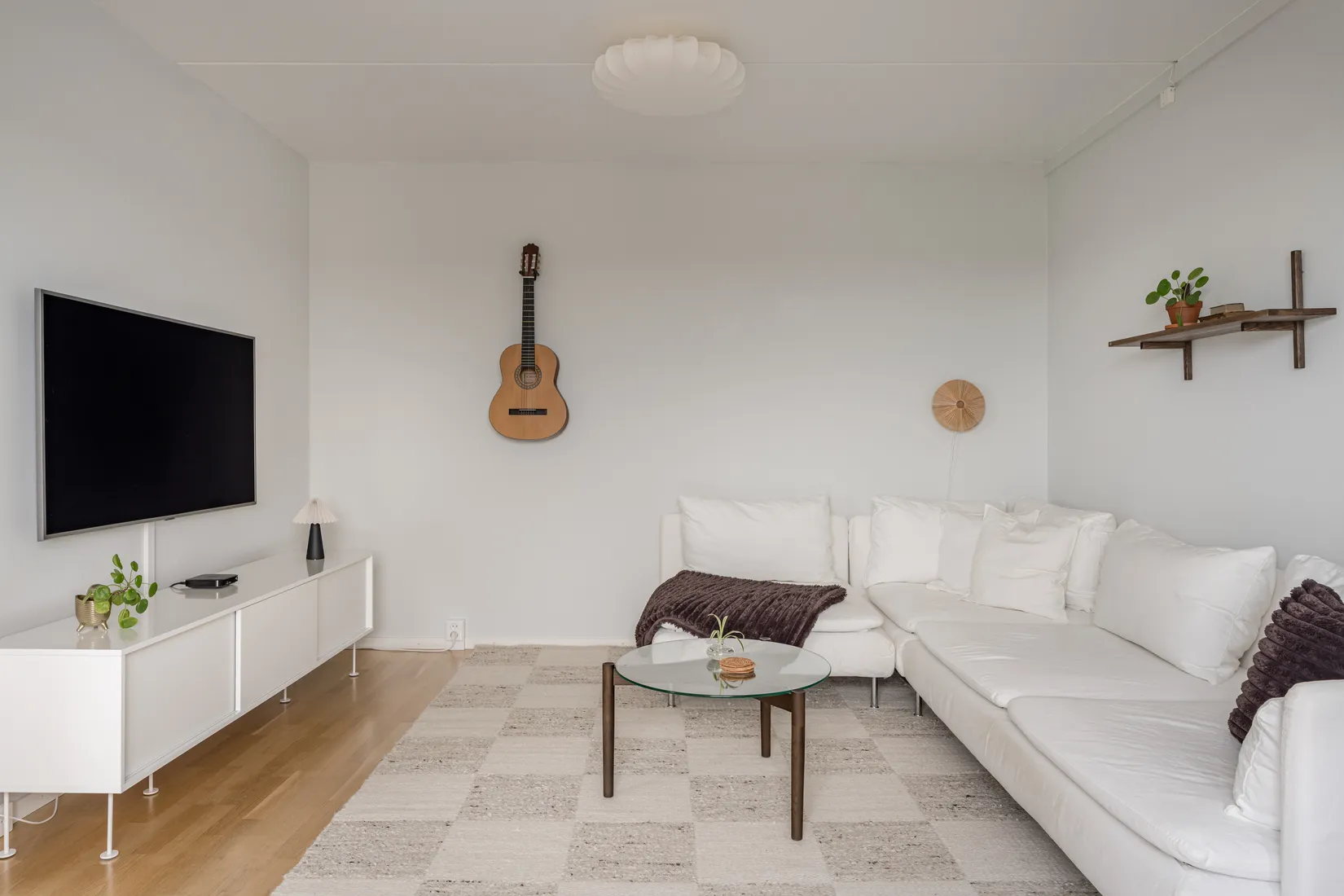 Bostadsrätt, Åkerbyvägen 96, Högst upp!, Täby Centrum, Täby