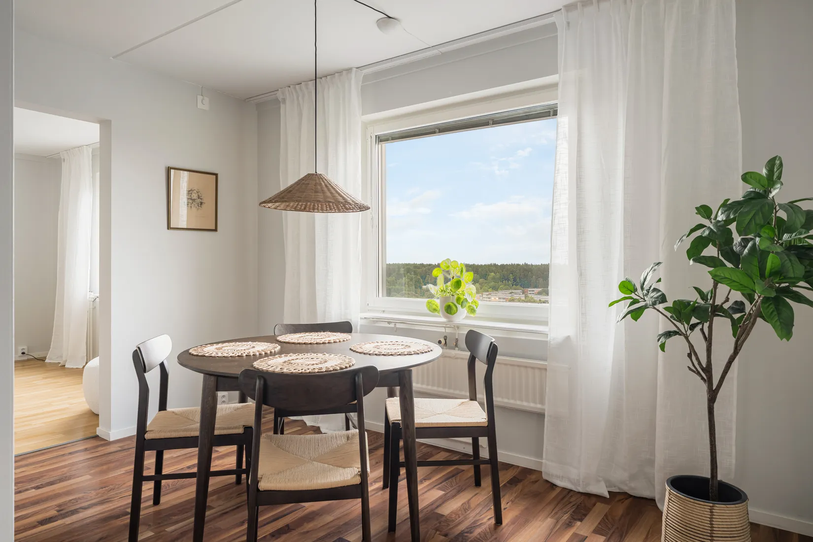 Bostadsrätt, Åkerbyvägen 96, Högst upp!, Täby Centrum, Täby