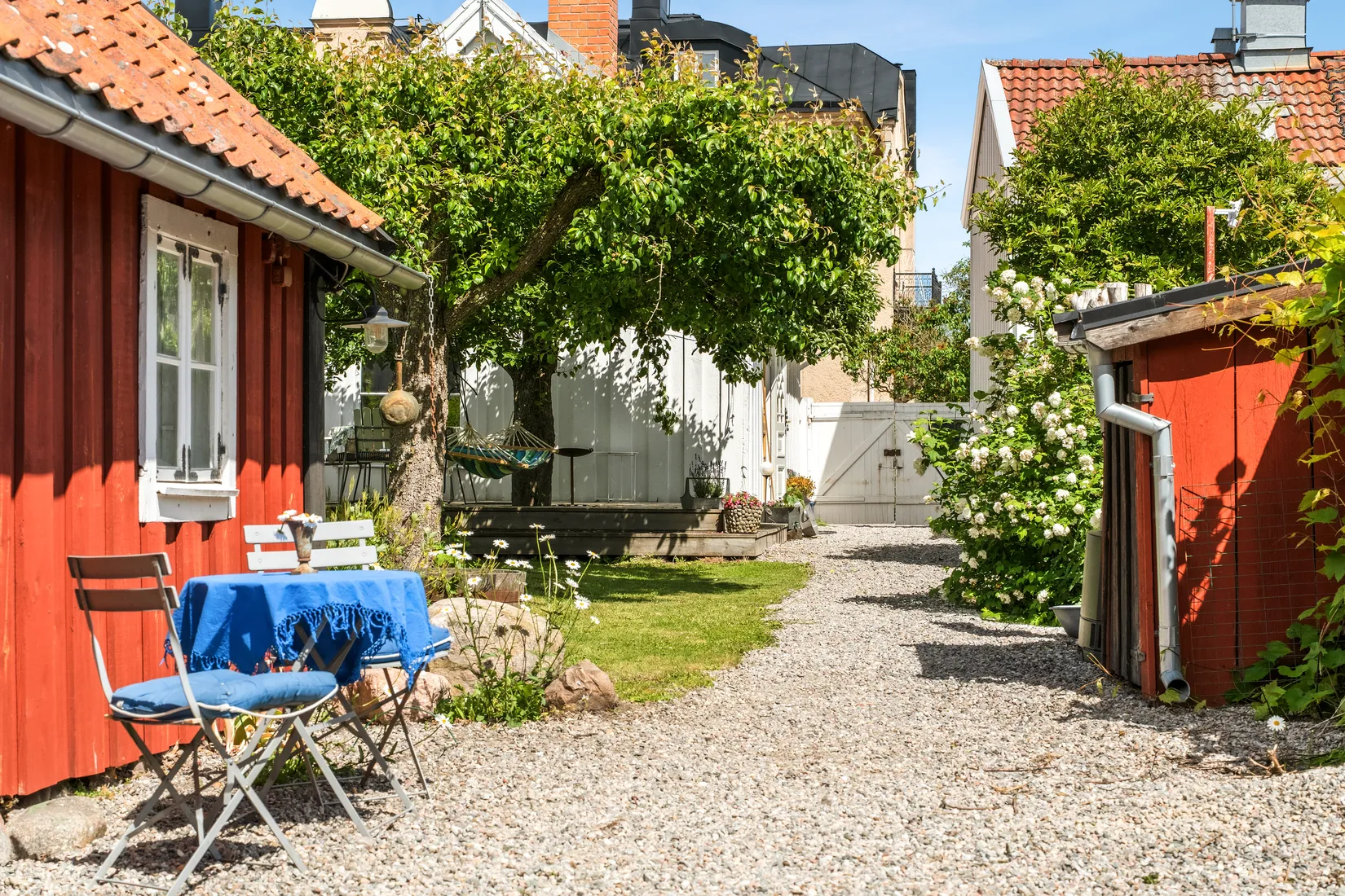 Villa, Västra Trädgårdsgatan 13, Centralt Väster, Nyköping