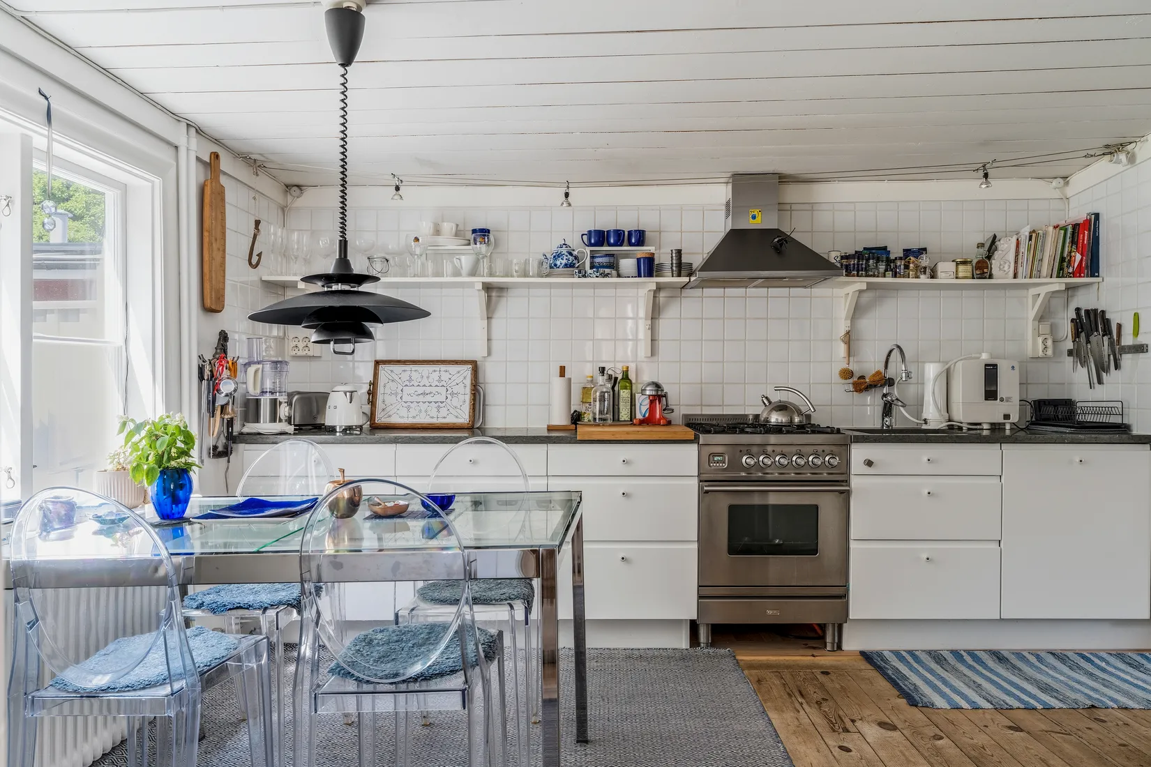Villa, Västra Trädgårdsgatan 13, Centralt Väster, Nyköping