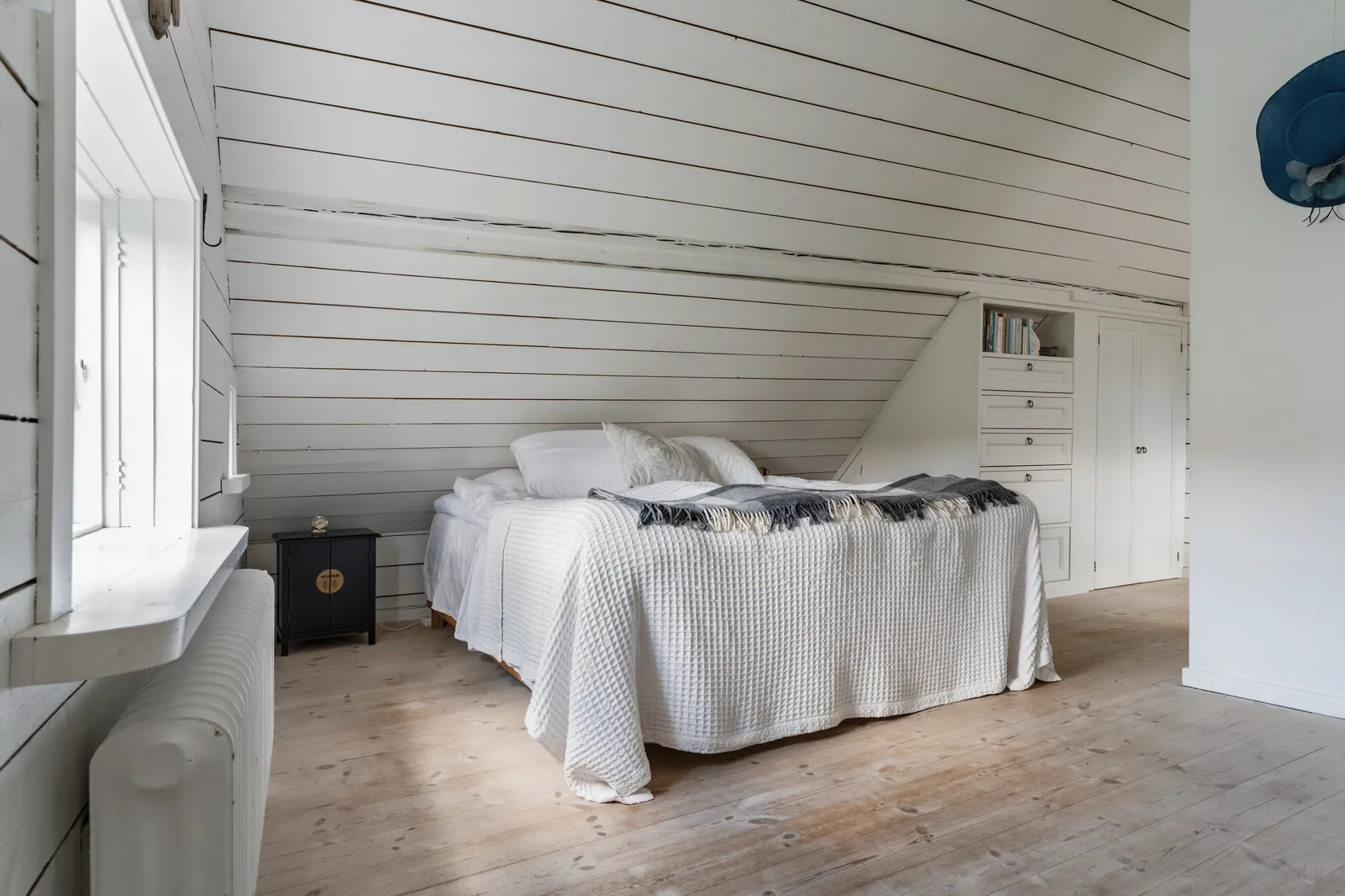Villa, Västra Trädgårdsgatan 13, Centralt Väster, Nyköping