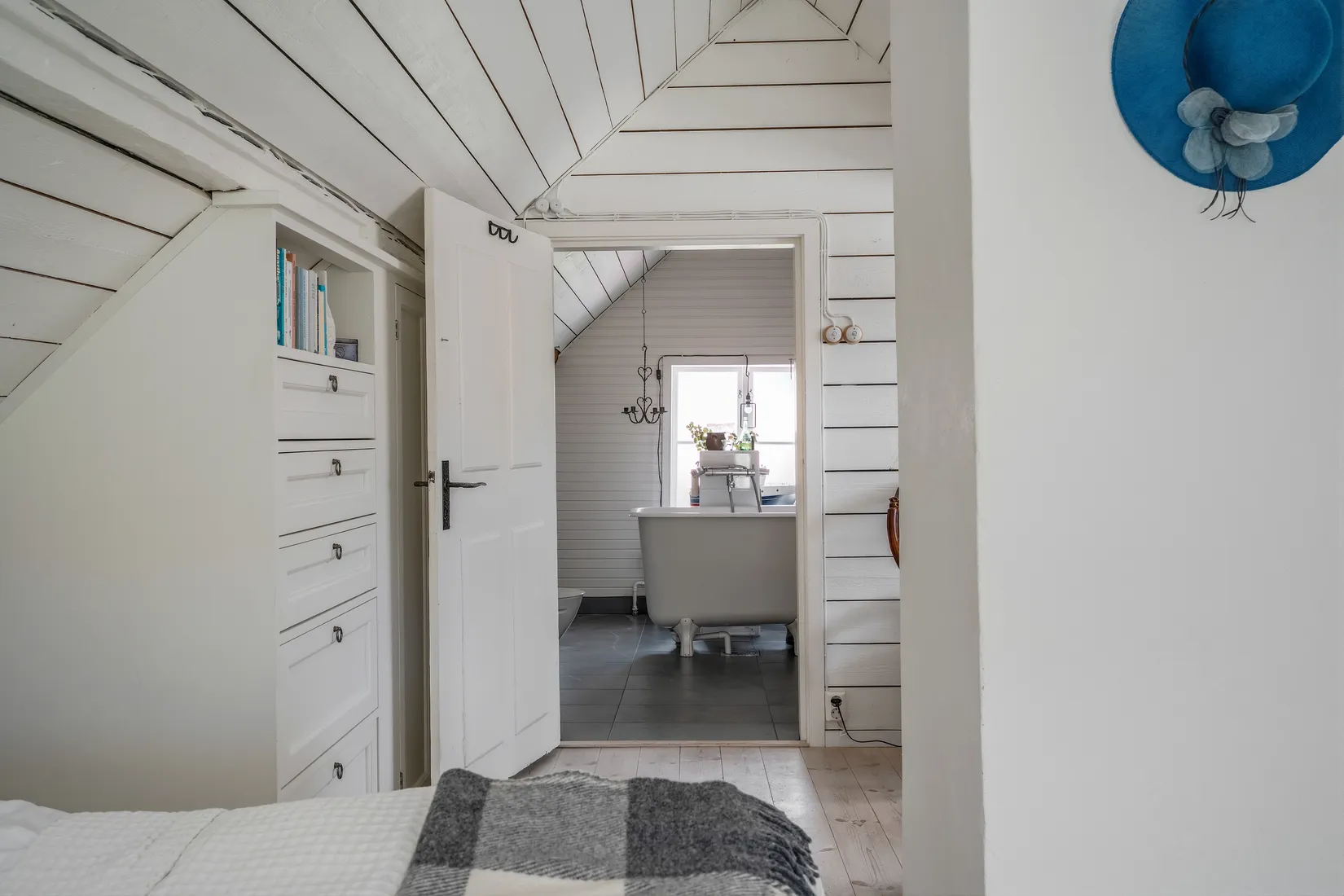 Villa, Västra Trädgårdsgatan 13, Centralt Väster, Nyköping