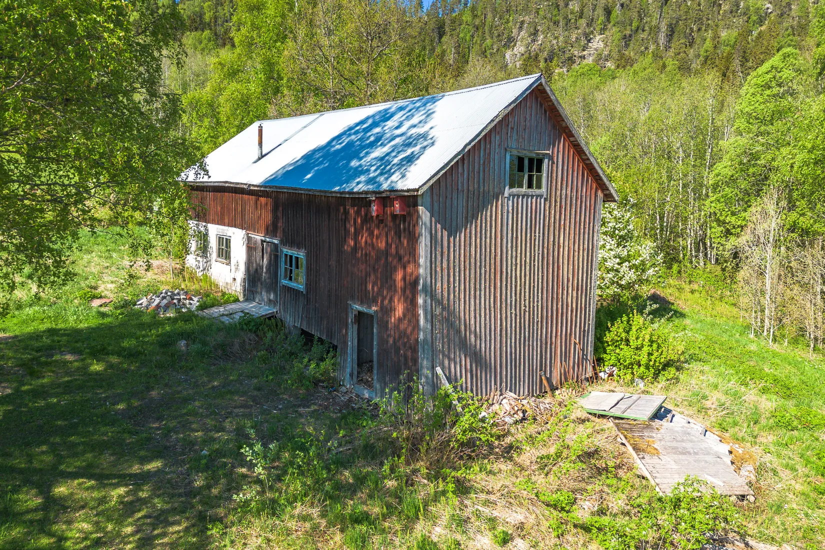 Gård/Skog, Backen 136, Sundsvall