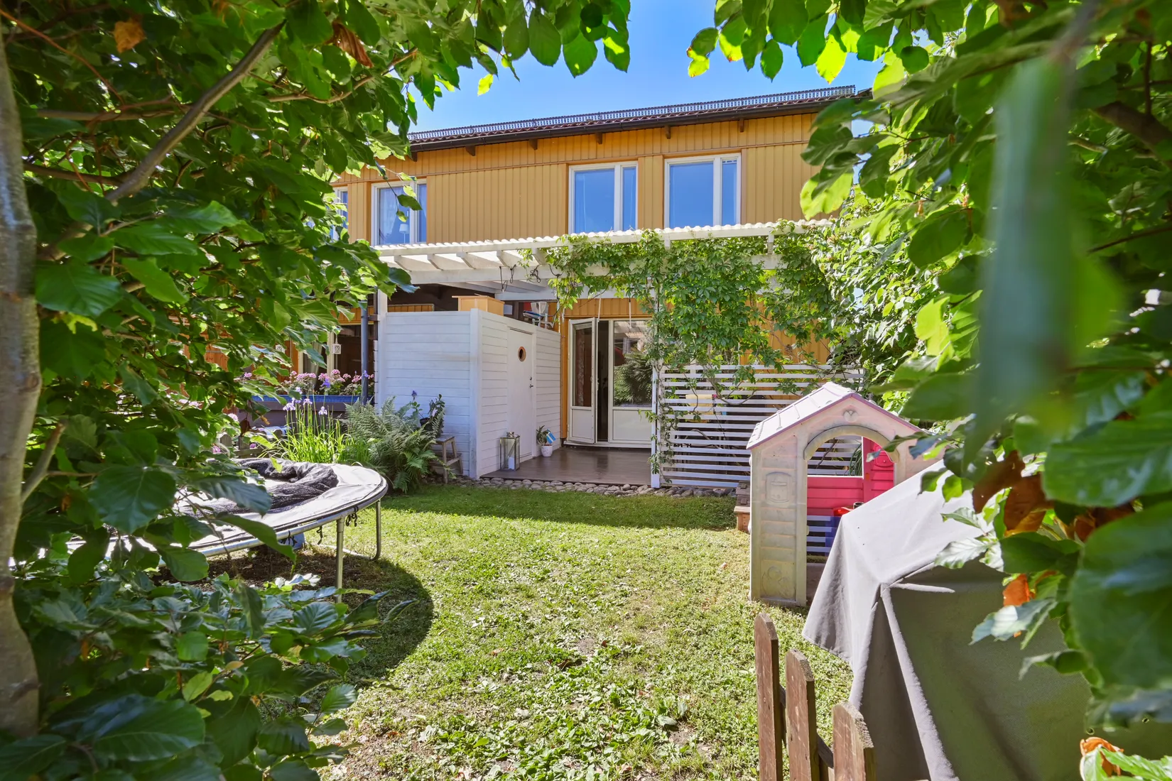 Bostadsrätt, Radhus, Flygarvägen 113, Barkarby, Järfälla