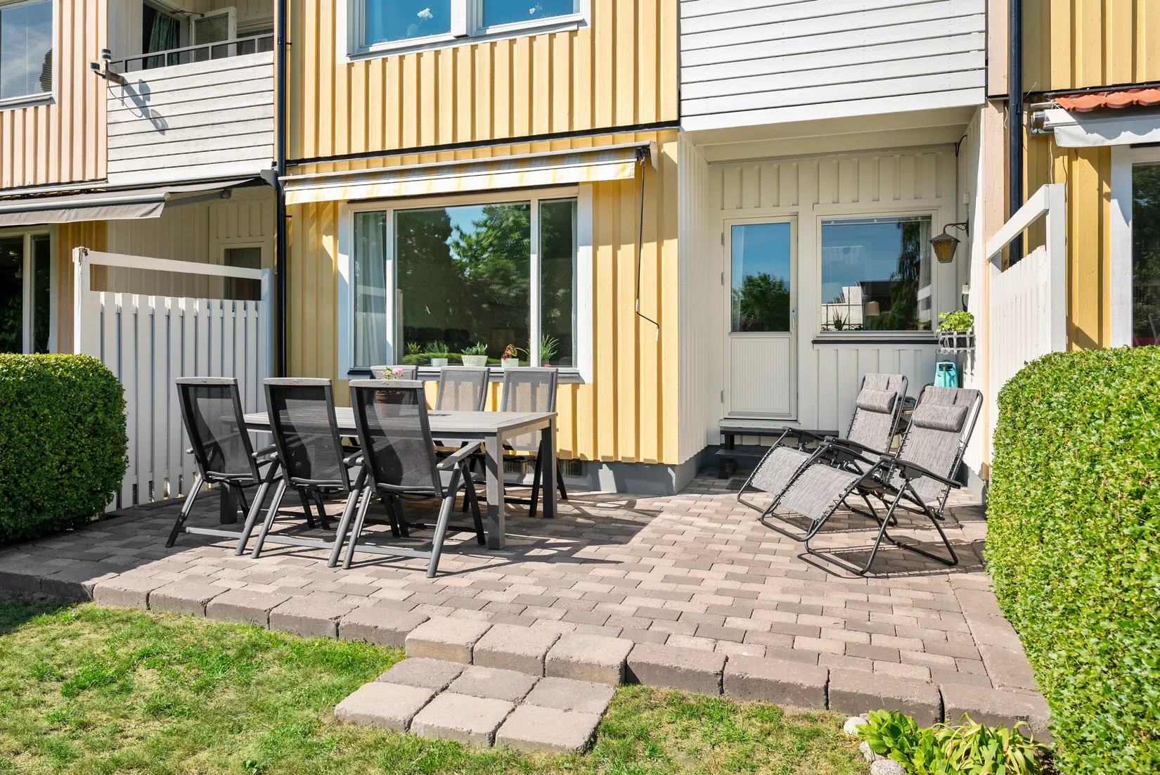Villa, Radhus, Ängsullsvägen 20, Kälvesta, Stockholm