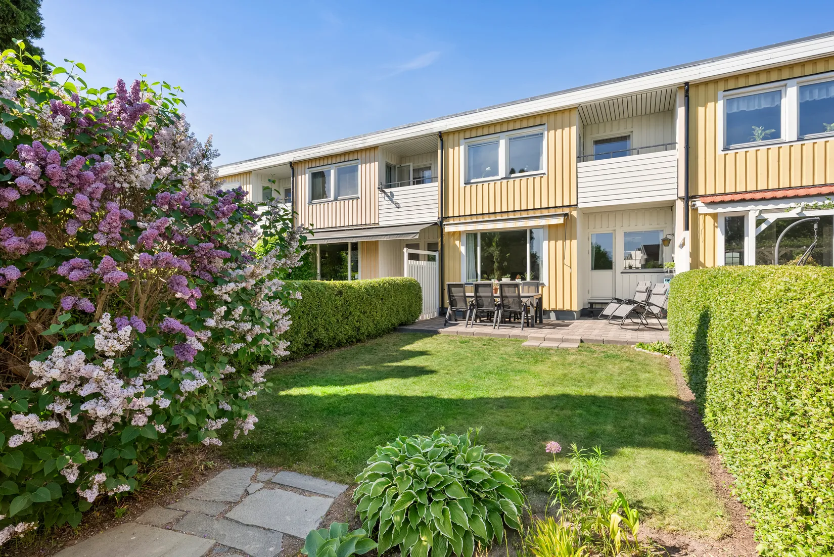 Villa, Radhus, Ängsullsvägen 20, Kälvesta, Stockholm