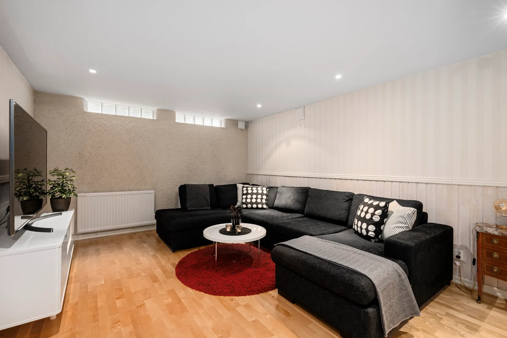 Villa, Radhus, Ängsullsvägen 20, Kälvesta, Stockholm