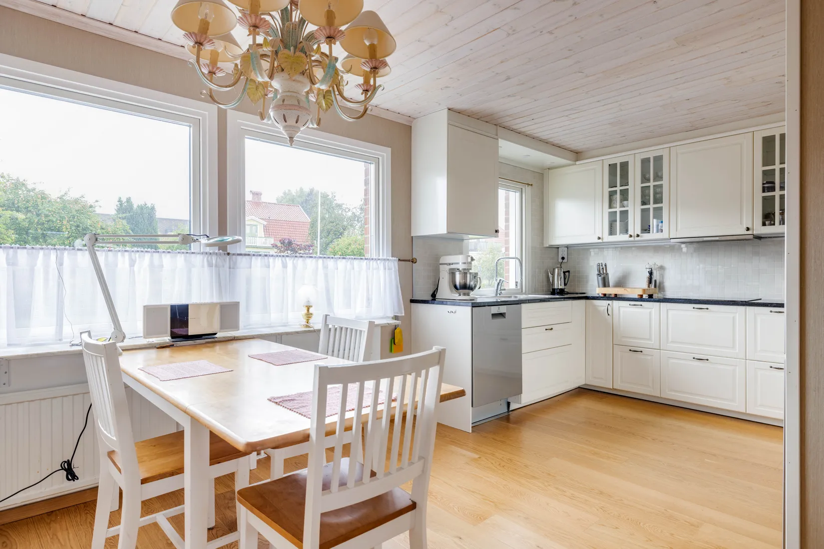 Villa, Apelviksgatan 7, Centralt vid älven, Kungälv