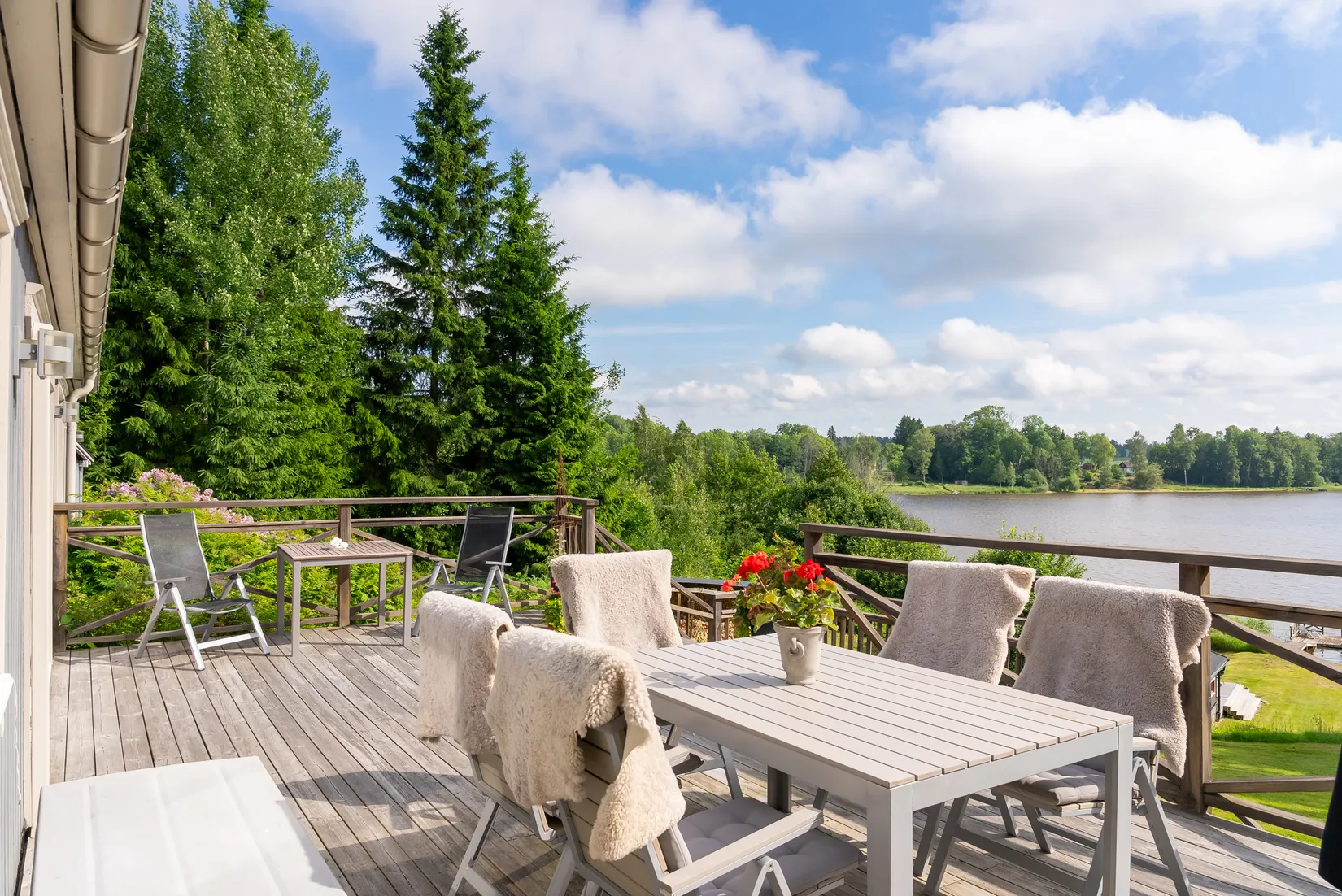 Villa, Husby Rekarne (Adress saknas), Eskilstuna