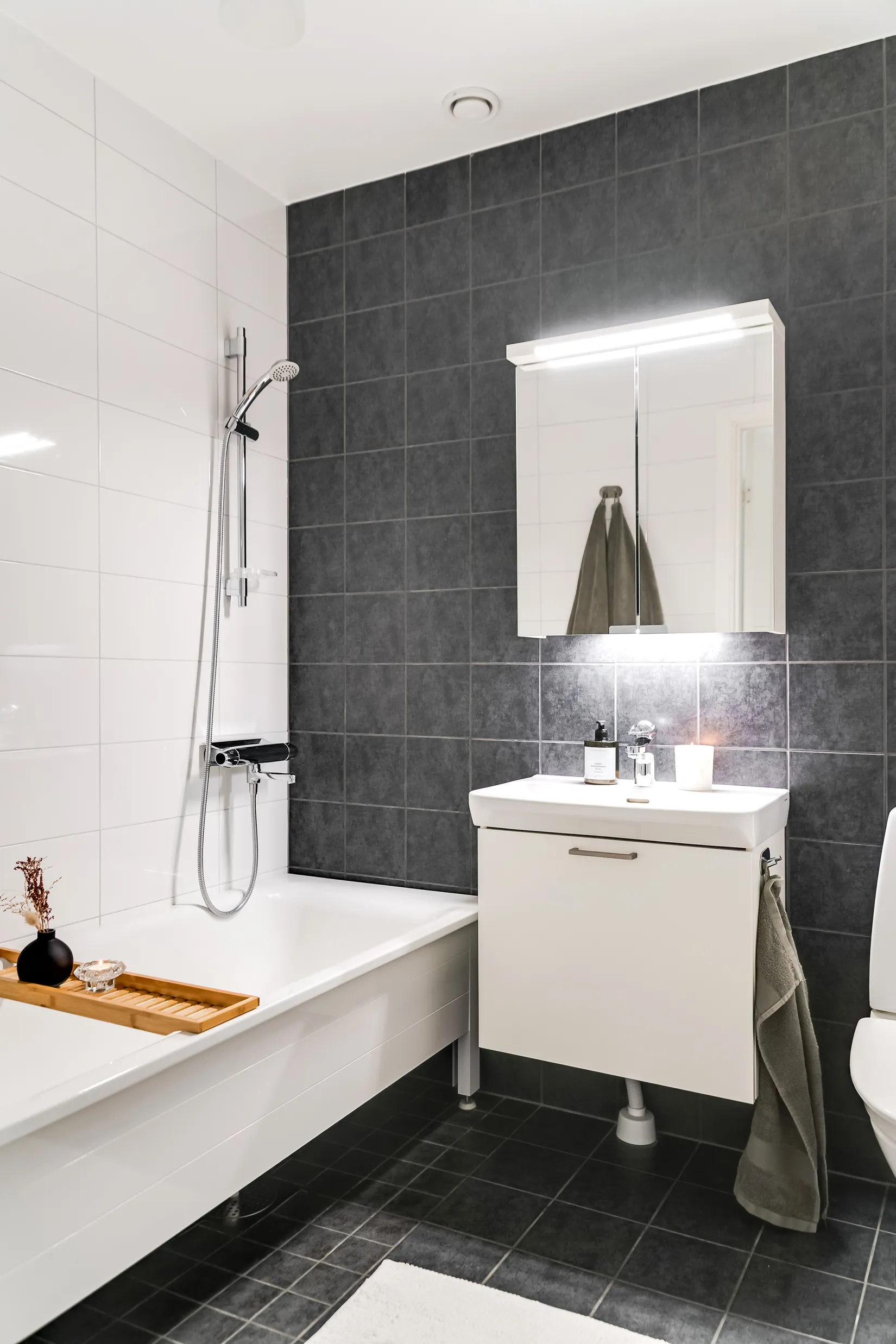 Bostadsrätt, Radhus, Libbstickevägen 16, Åhus, Kristianstad