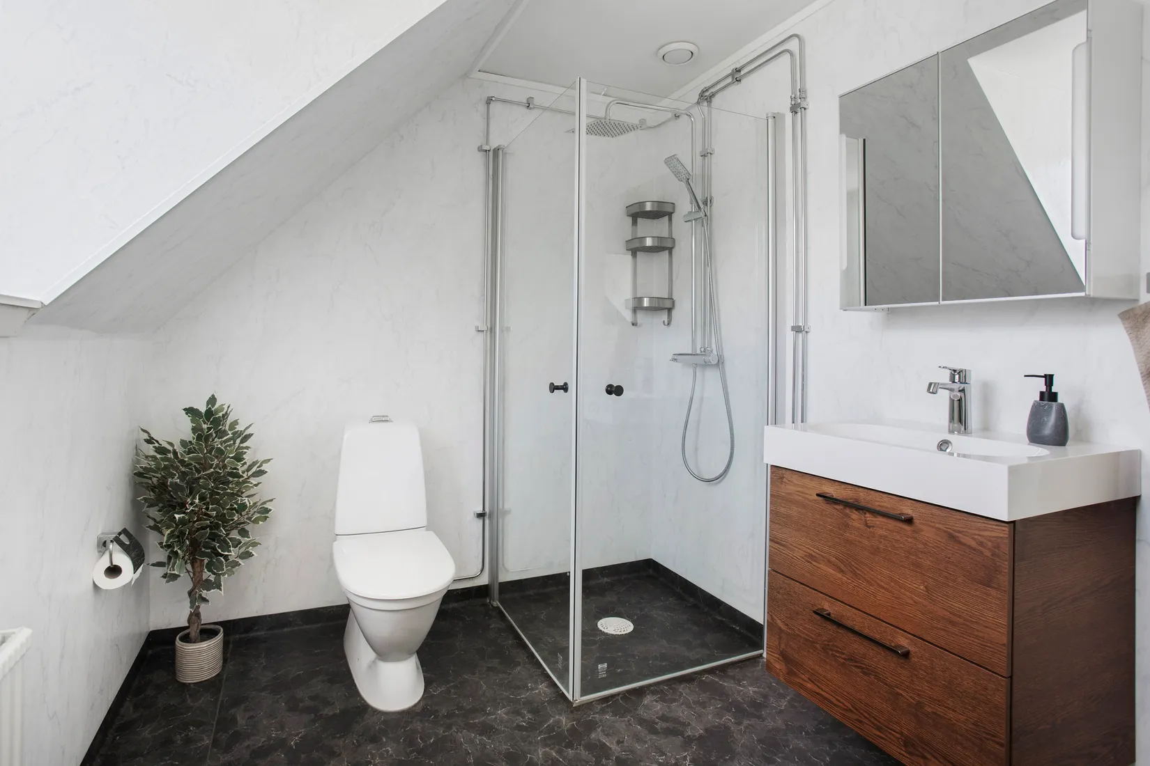 Villa, Kvartsvägen 96, Carlshem, Umeå