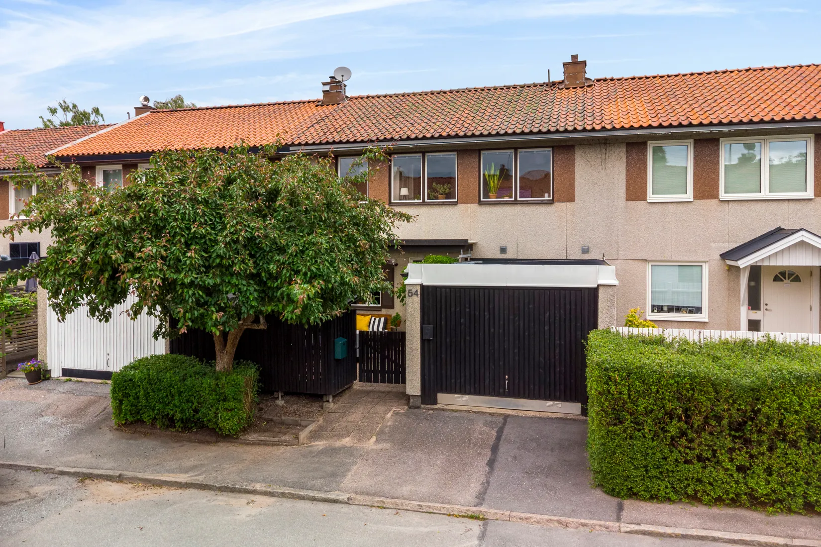Villa, Radhus, Sämjevägen 54, Nälsta, Stockholm