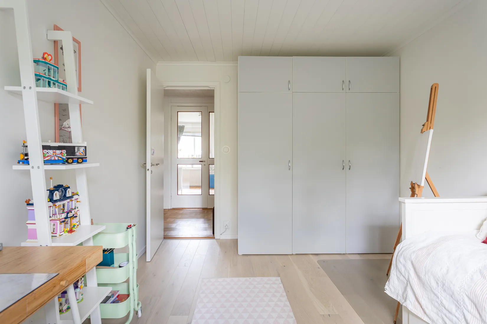 Bostadsrätt, Radhus, Linnés Väg 184, Häggvik, Sollentuna
