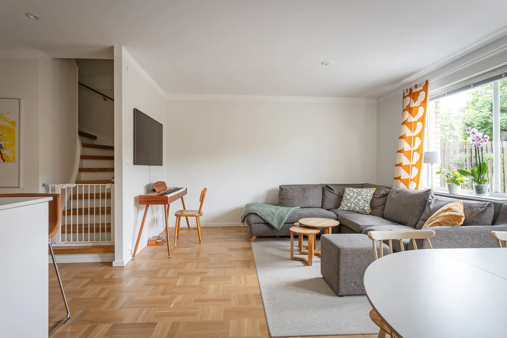 Bostadsrätt, Radhus, Linnés Väg 184, Häggvik, Sollentuna