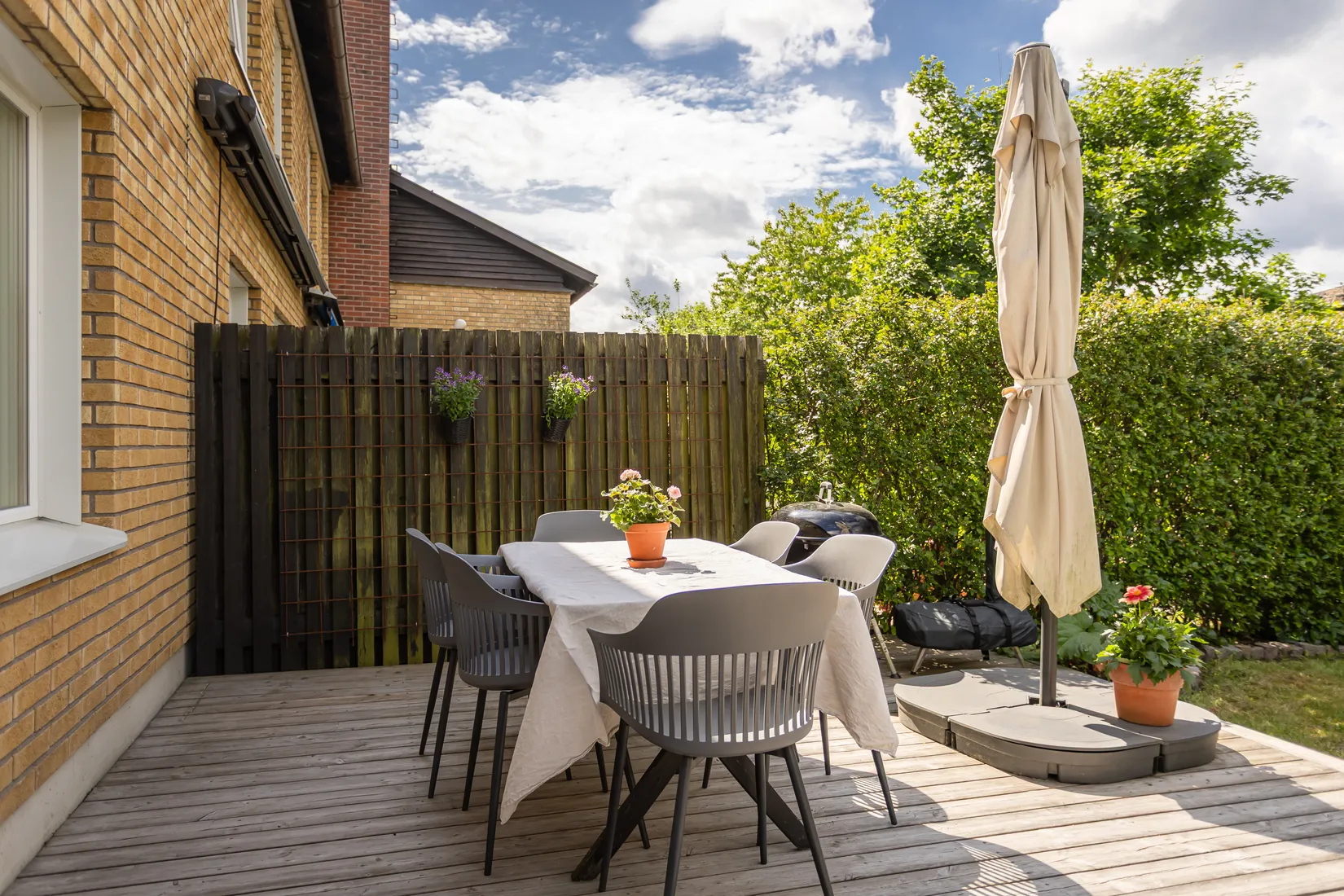 Bostadsrätt, Radhus, Linnés Väg 184, Häggvik, Sollentuna