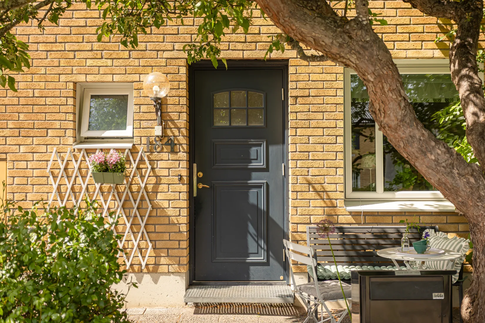 Bostadsrätt, Radhus, Linnés Väg 184, Häggvik, Sollentuna