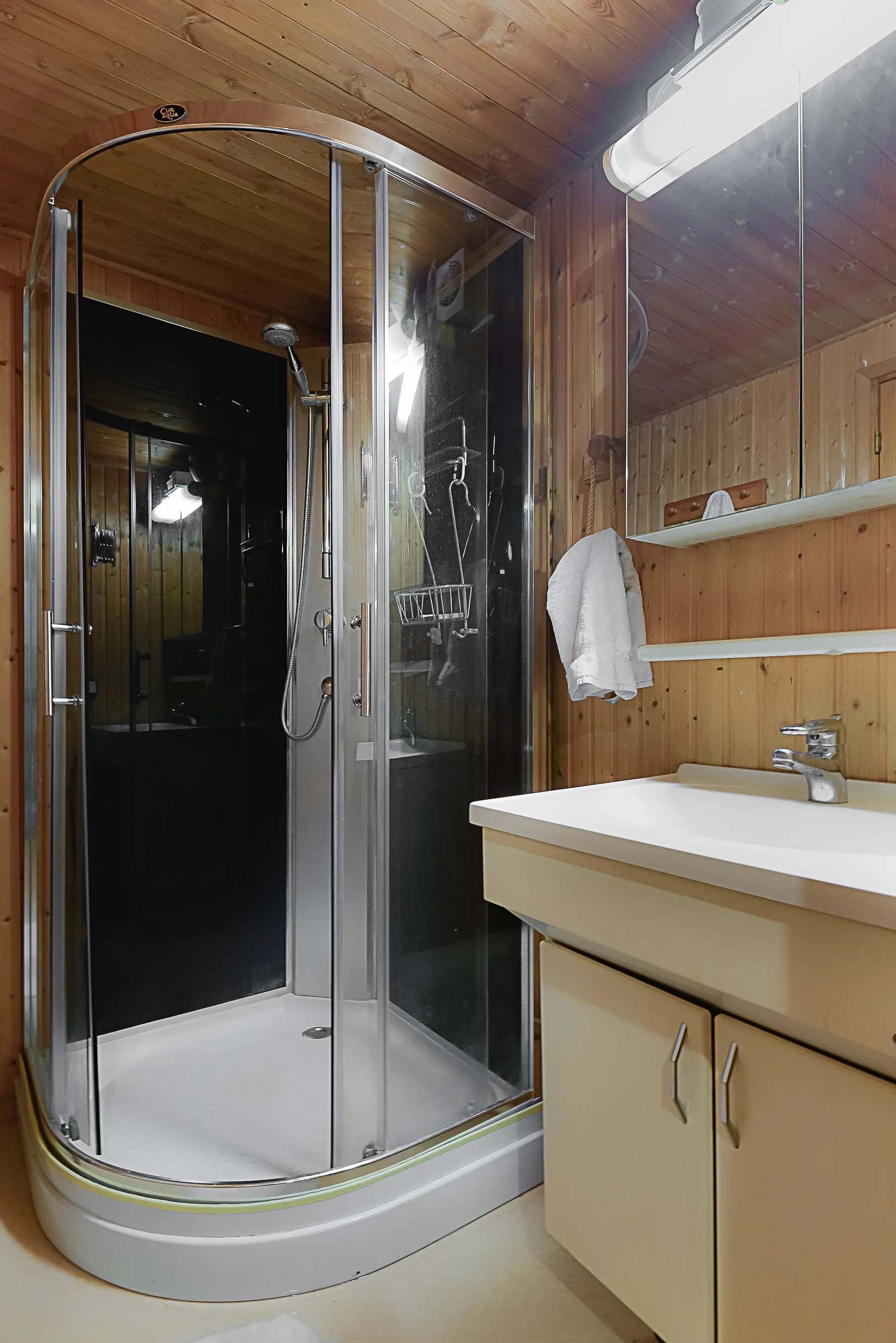 Villa, Skogsvägen 37, Lahäll, Täby