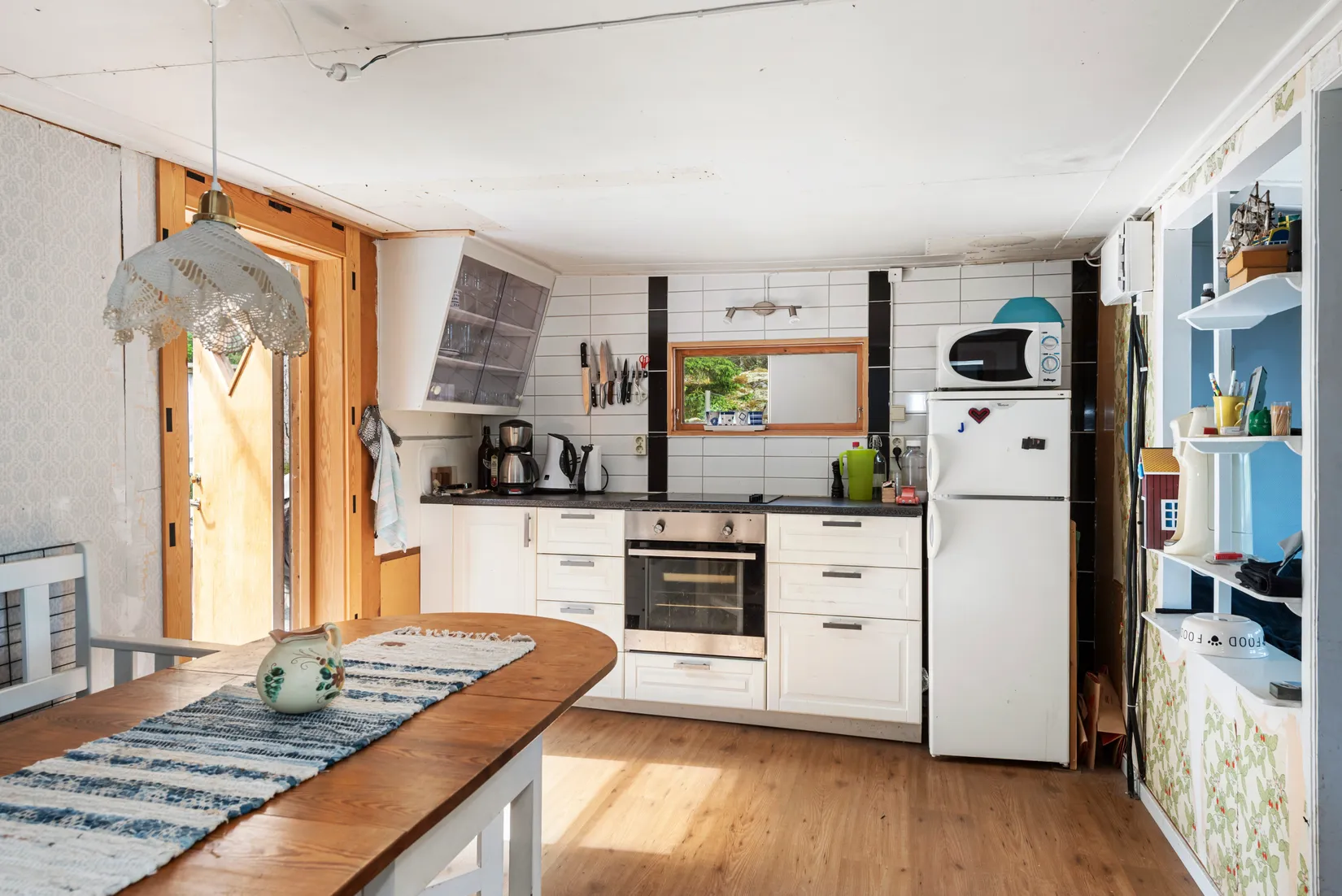 Fritidshus, Fritidhus, bastu och brygga på en ön Norrgårdsskäret 20 i Roslagens skärgård - Herräng, Herräng, Norrtälje