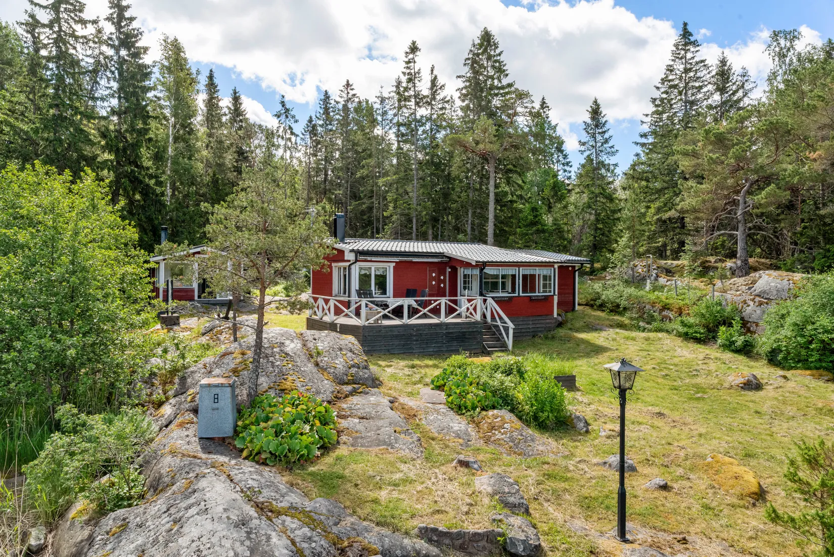 Fritidshus, Fritidhus, bastu och brygga på en ön Norrgårdsskäret 20 i Roslagens skärgård - Herräng, Herräng, Norrtälje