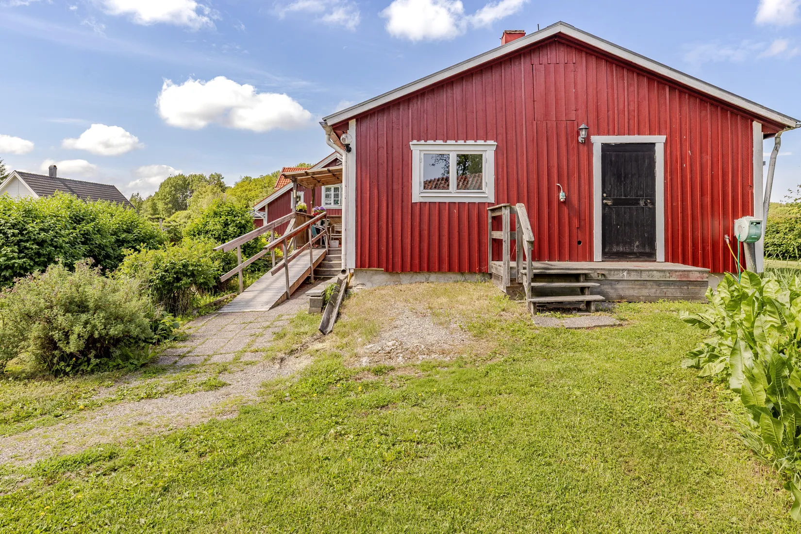 Villa, Mälbyvägen 75A & 75B, Mälby, Eskilstuna