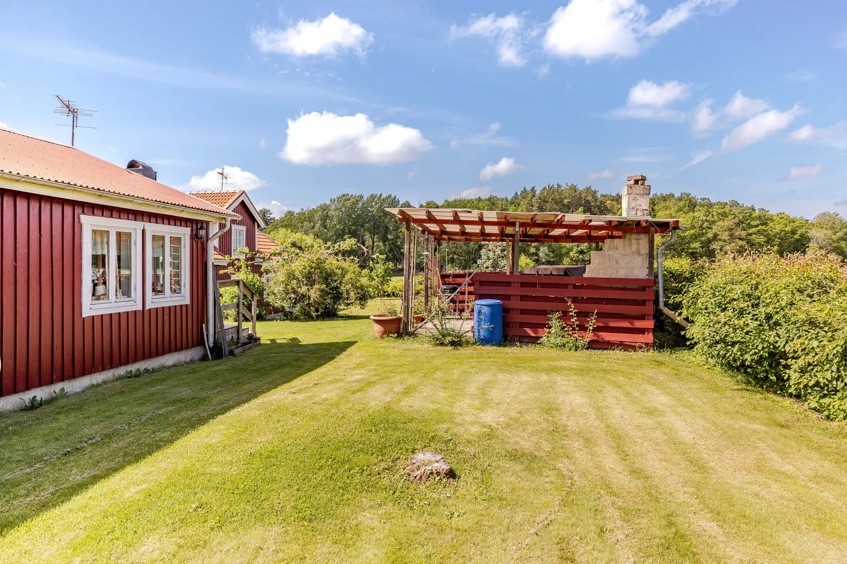 Villa, Mälbyvägen 75A & 75B, Mälby, Eskilstuna